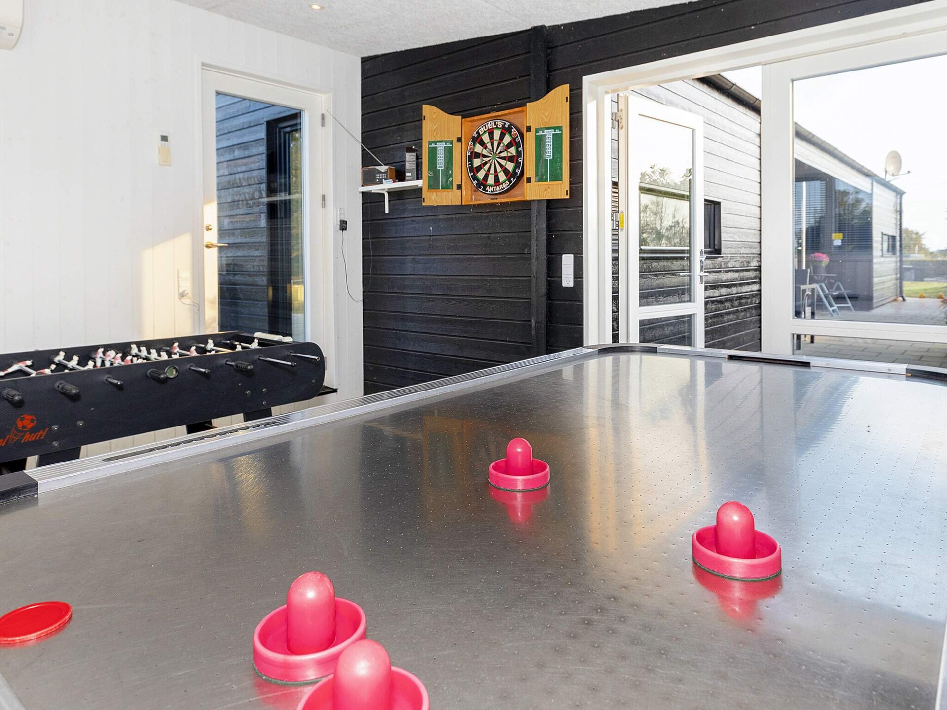 Aan zee: Modern vakantiehuis met fjordzicht in Løgstrup - foto 9