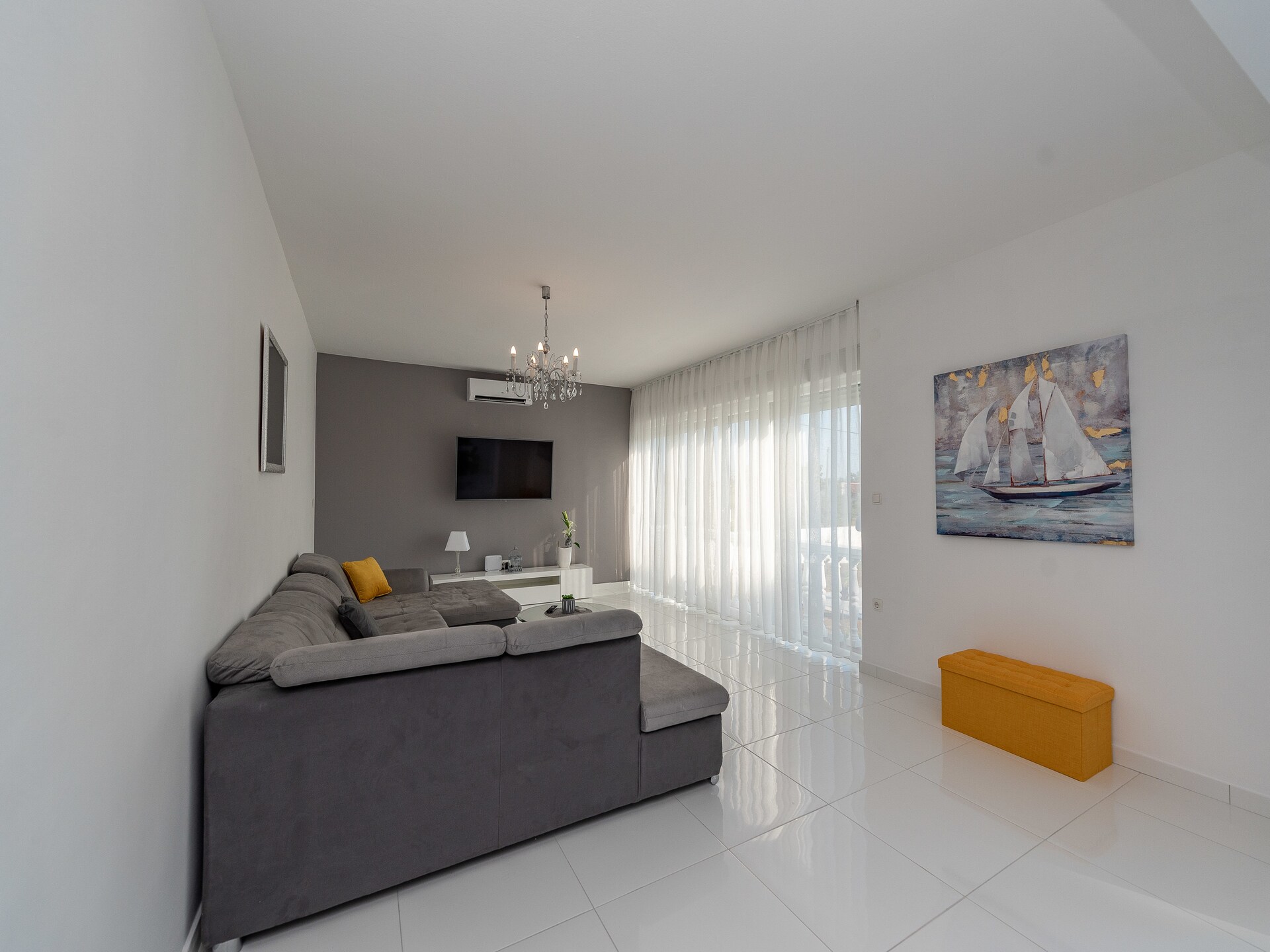Ruim modern vakantiehuis voor 12 personen met privézwembad in Galovac - foto 17
