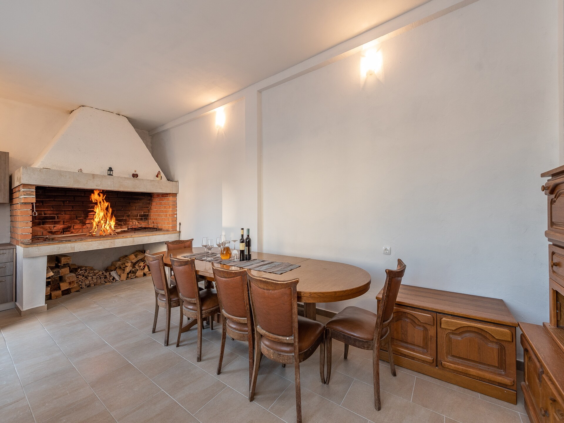 Ruim modern vakantiehuis voor 12 personen met privézwembad in Galovac - foto 10