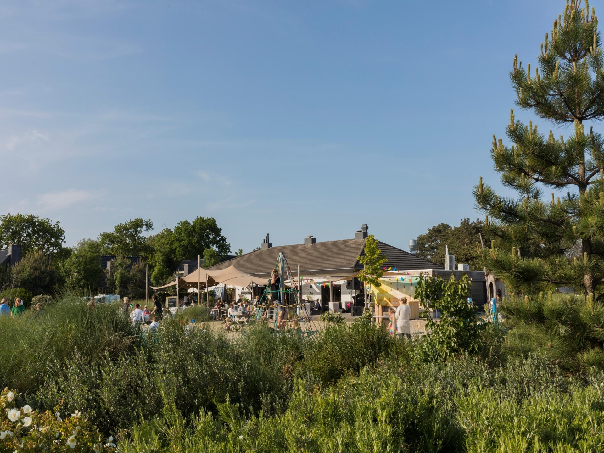 Huisdiervriendelijk vakantiehuis met tuin op Strandpark Duynhille - foto 13
