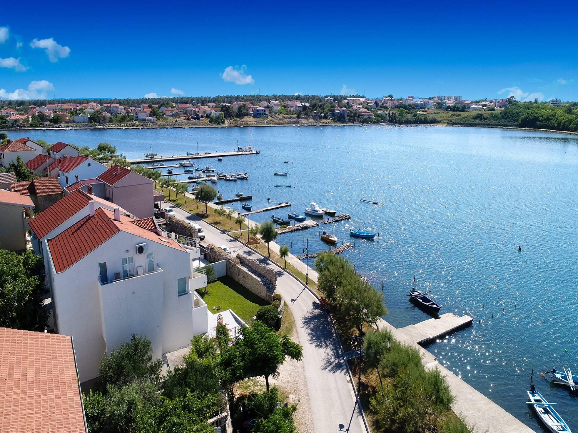 Moderne villa voor 8 in Nin, 300m van strand met zeezicht - foto 19