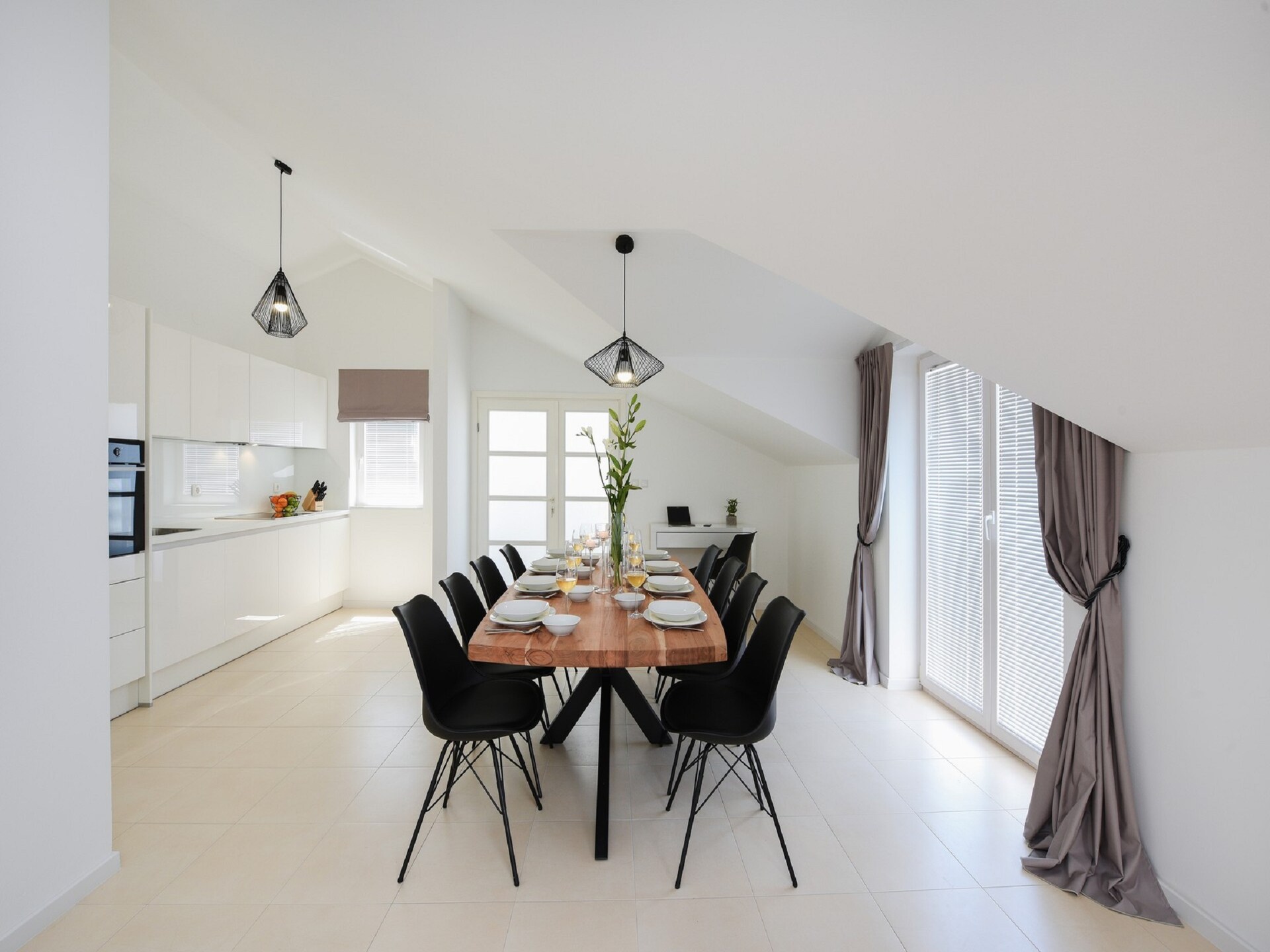 Moderne villa voor 8 in Nin, 300m van strand met zeezicht - foto 9