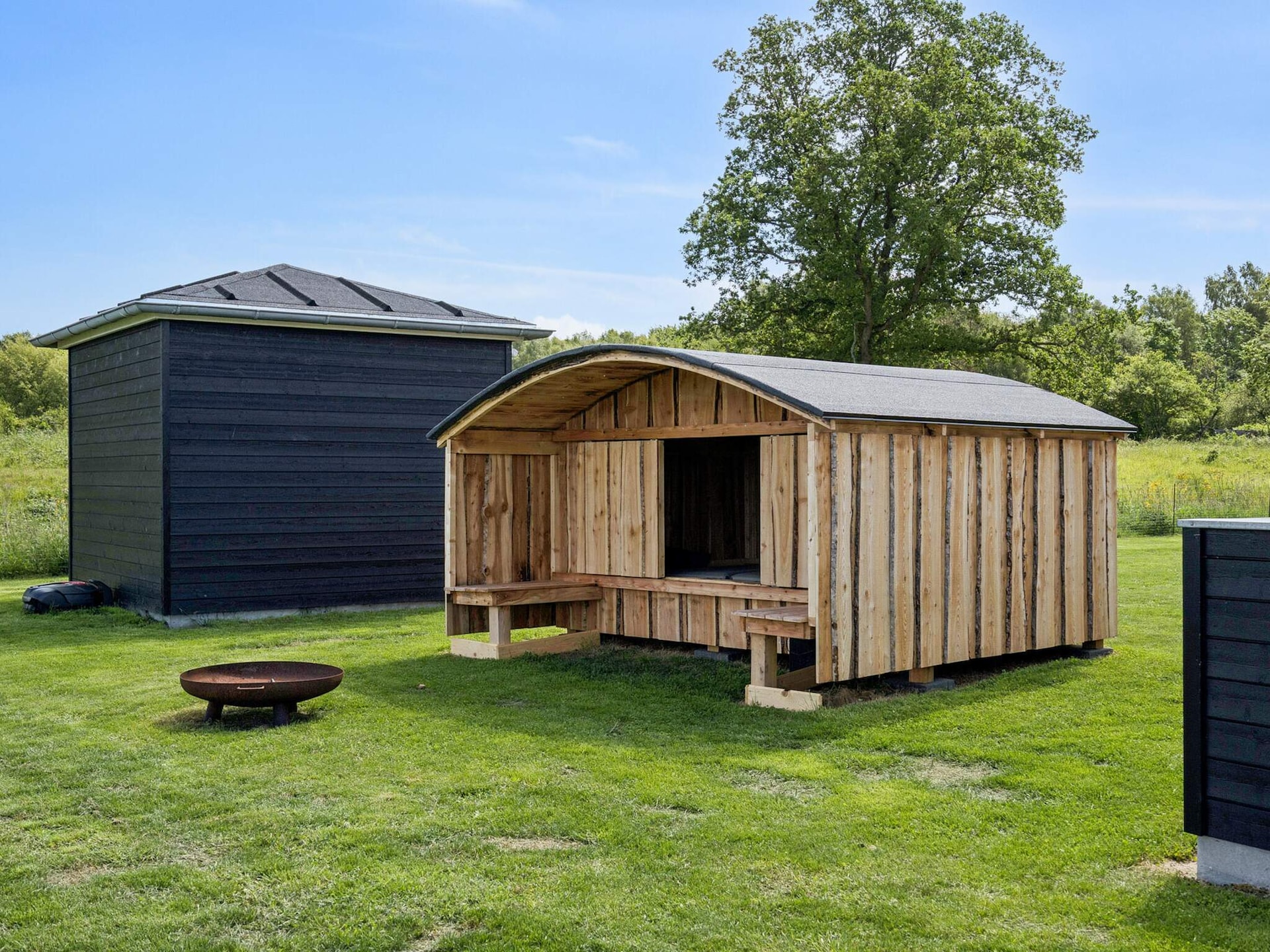 Groots vakantiehuis met zwembad, sauna & zeezicht op 250m van strand - foto 7