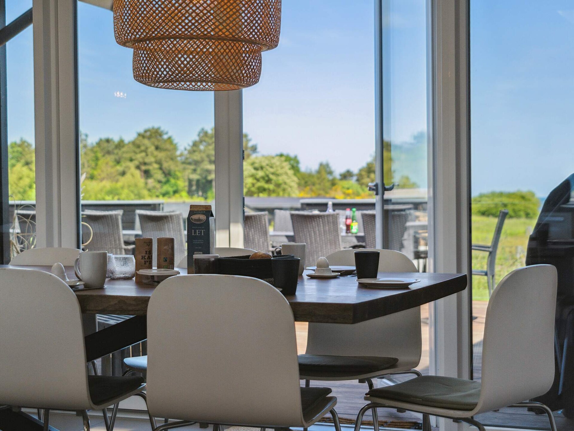 Groots vakantiehuis met zwembad, sauna & zeezicht op 250m van strand - foto 36