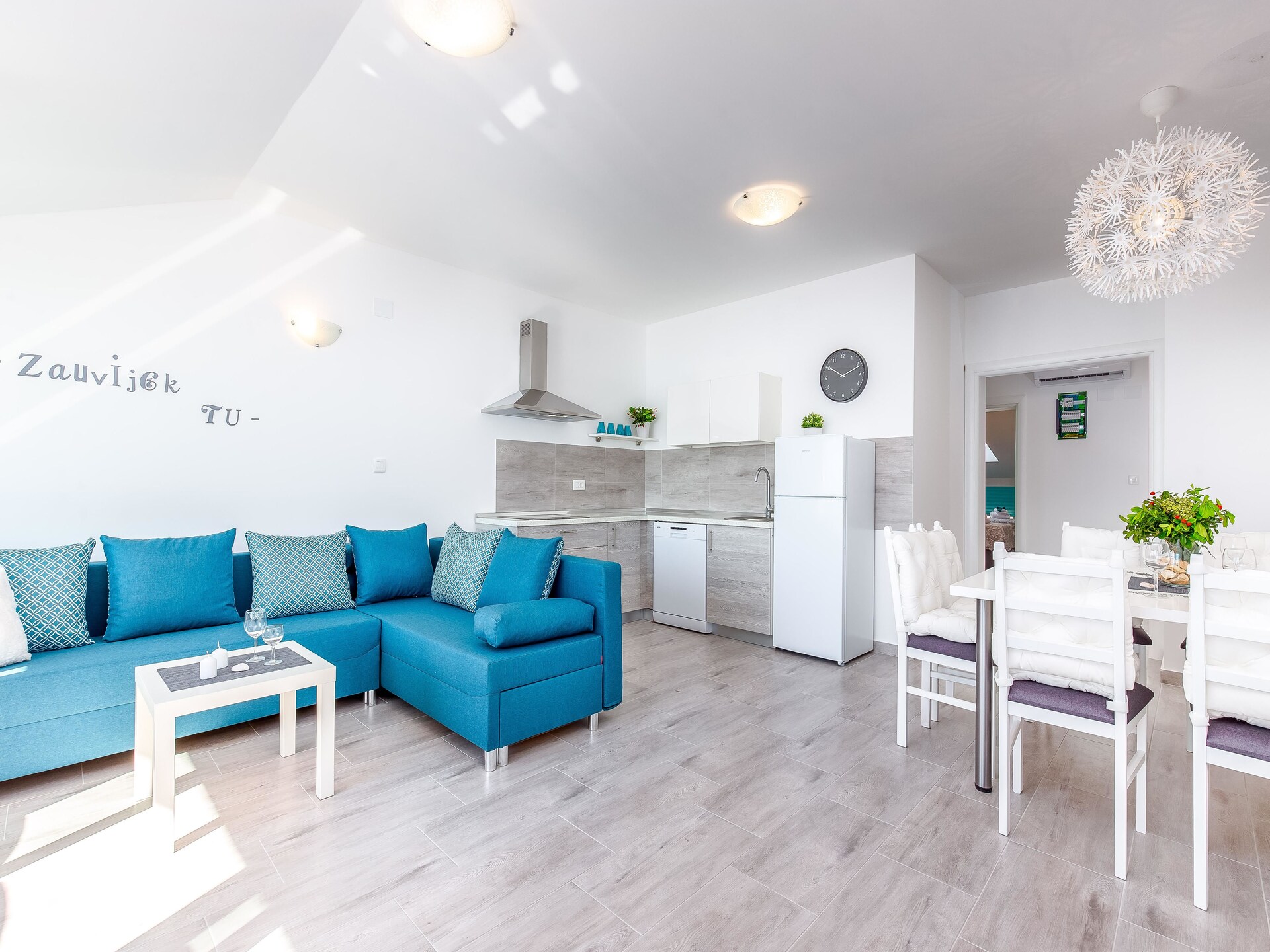 Villa Veronique VVG: Zeezicht & Golf op 90m van Strand in Dramalj - foto 9