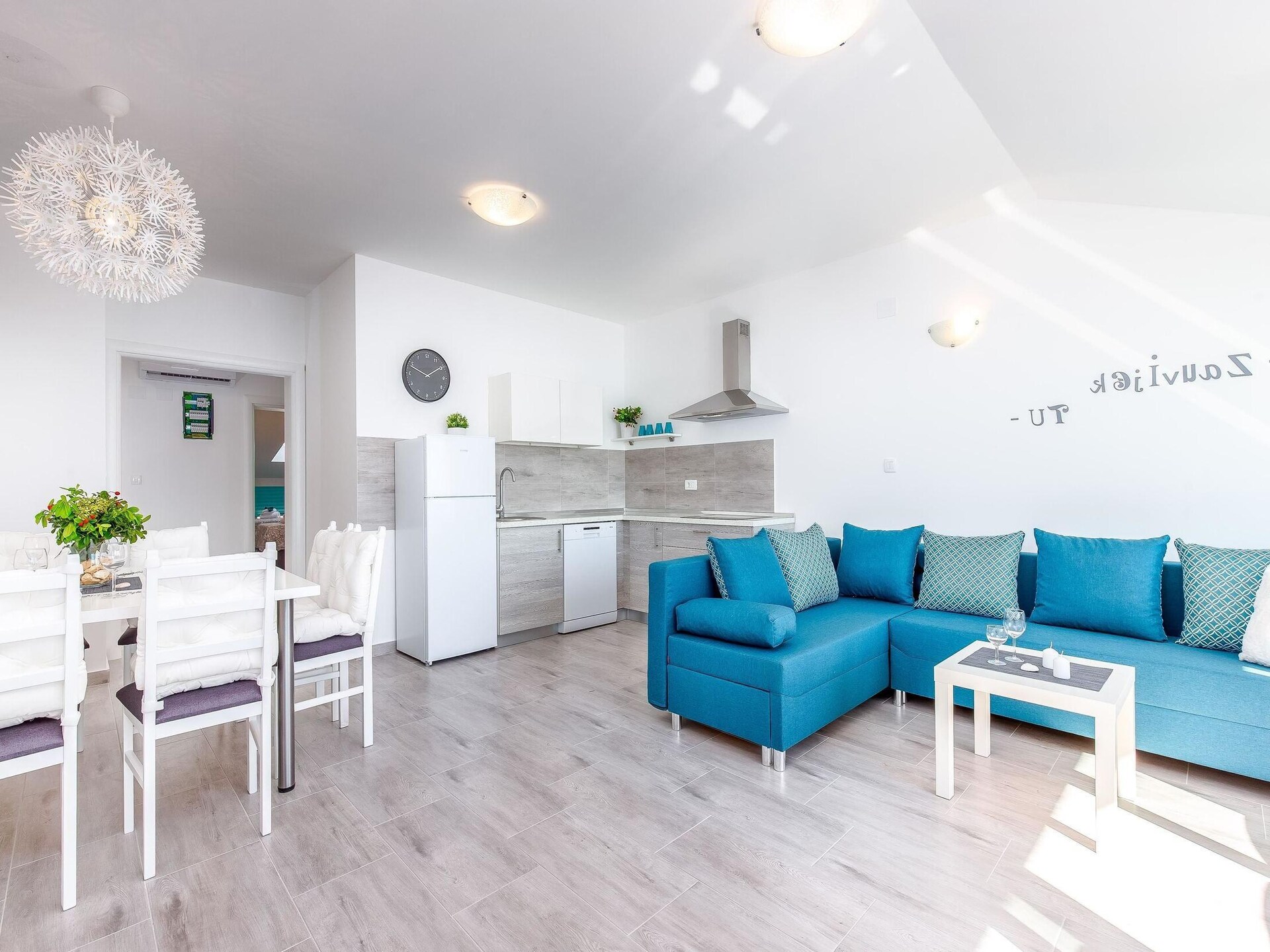 Villa Veronique VVG: Zeezicht & Golf op 90m van Strand in Dramalj - foto 10