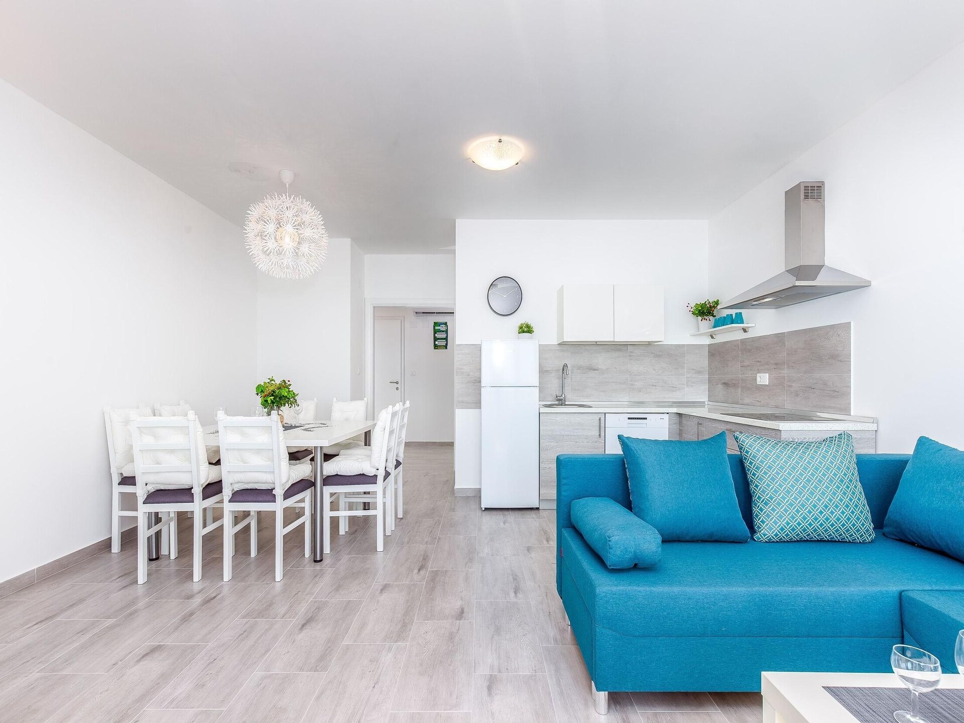 Villa Veronique VVG: Zeezicht & Golf op 90m van Strand in Dramalj - foto 3
