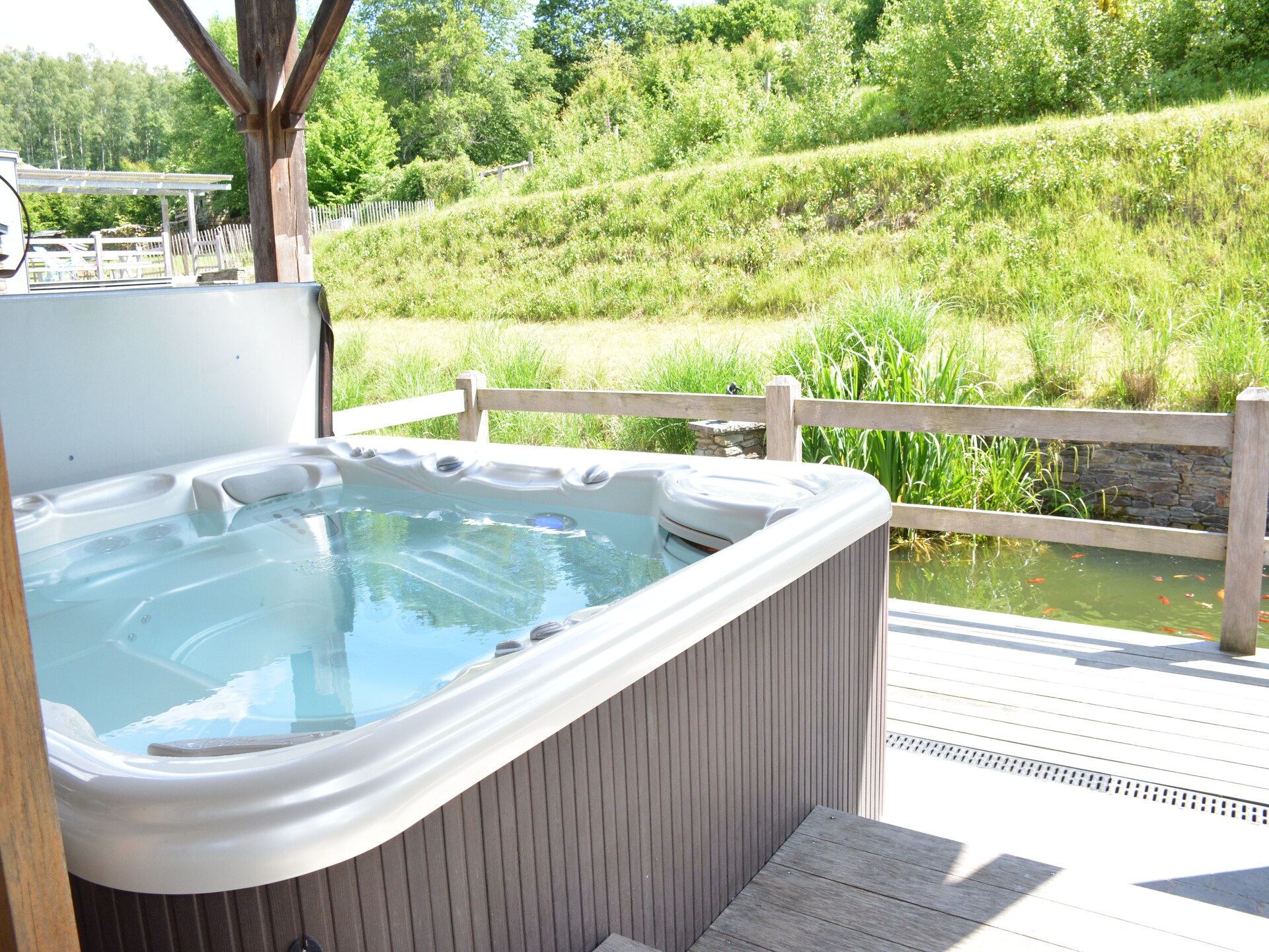 15-persoons wellnessvakantiehuis in authentieke Ardense boerderij, Bièvre - foto 2