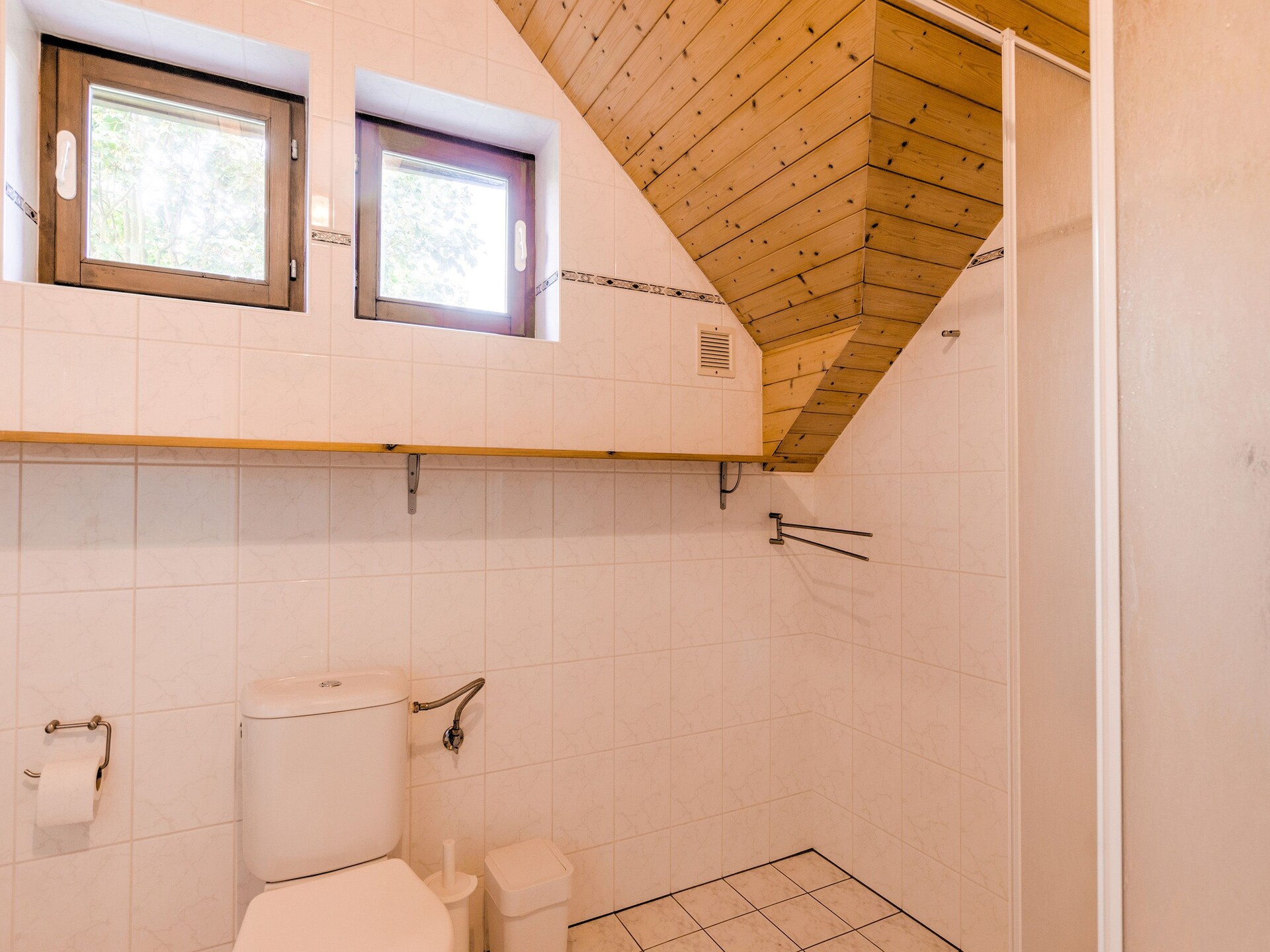 Vrijstaand vakantiehuis aan de golfbaan in het Reuzengebergte voor 8 personen - foto 25