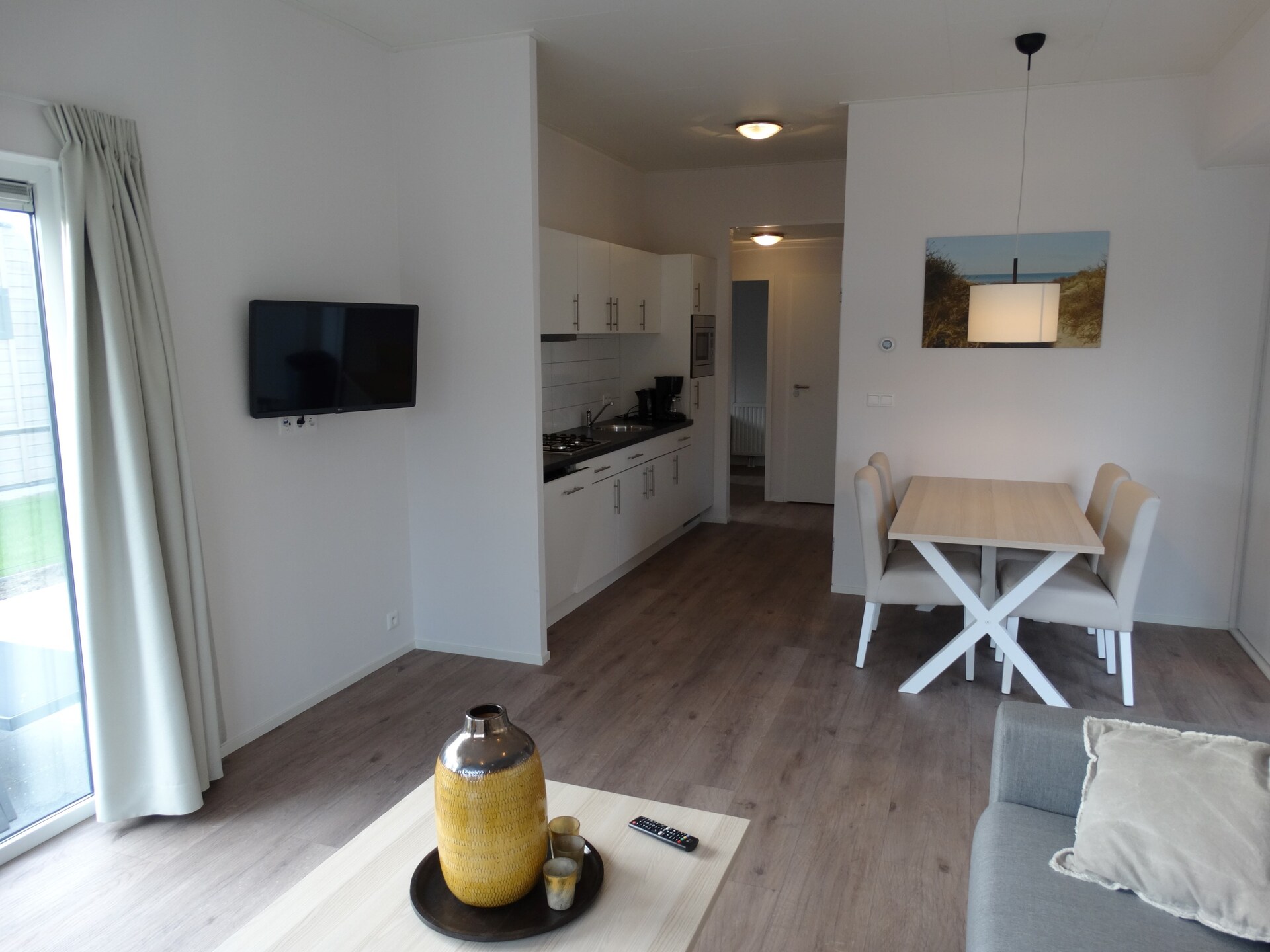 Lichte bungalow voor 4 met tuin en wifi, vlakbij strand Bredene - foto 4