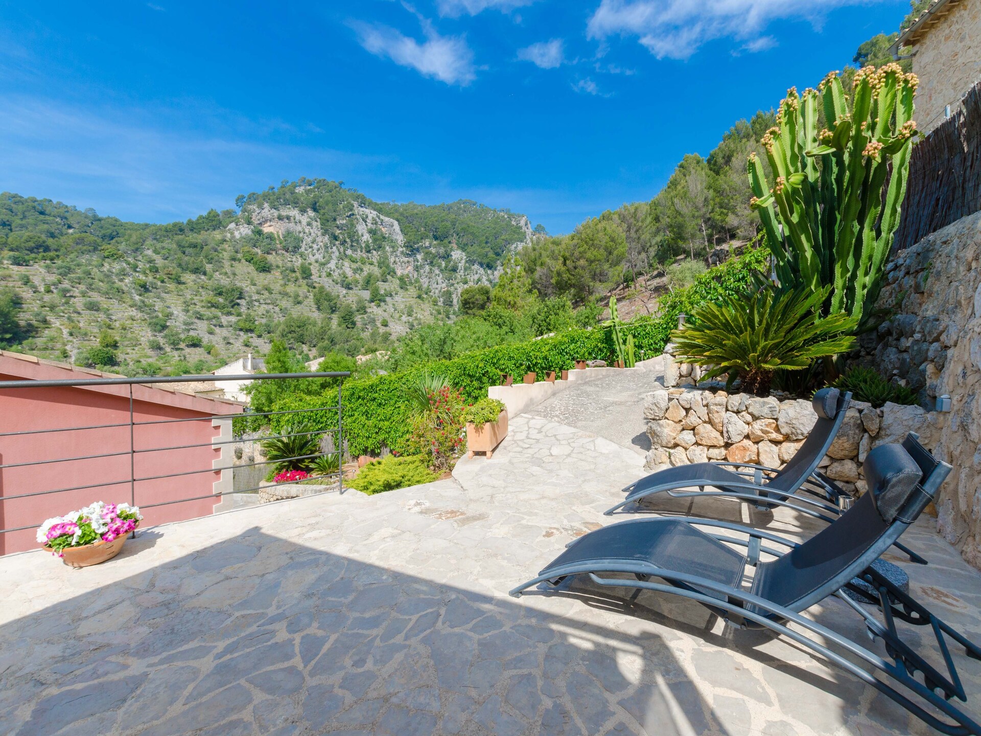 Authentieke stenen tent voor 8 personen aan de voet van de Tramuntana - foto 49