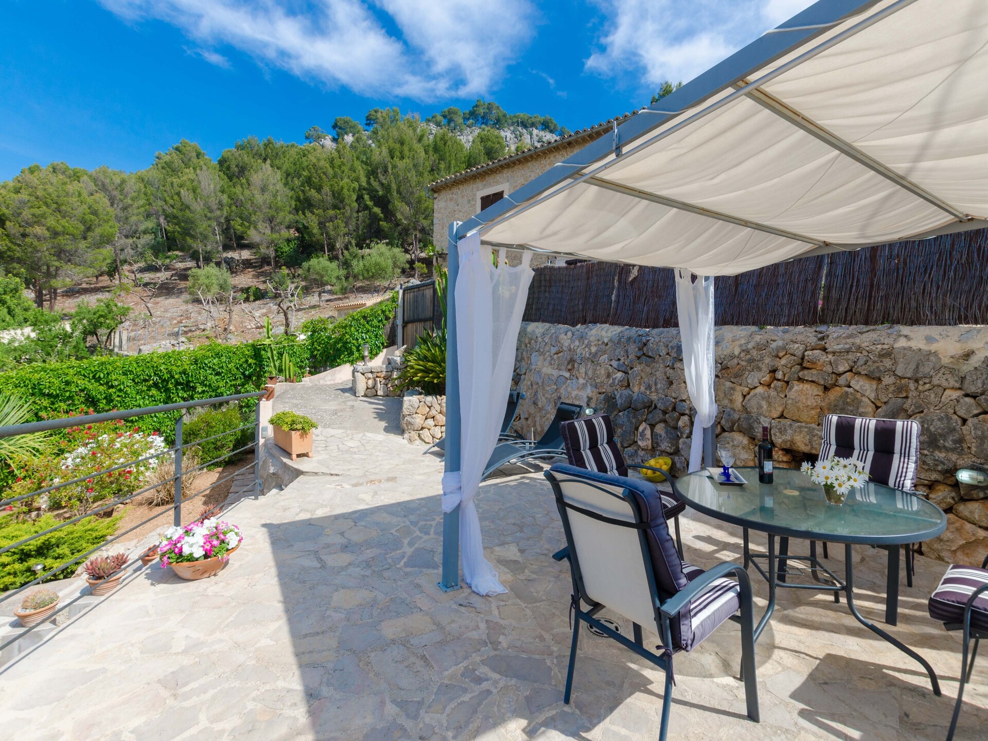 Authentieke stenen tent voor 8 personen aan de voet van de Tramuntana - foto 40