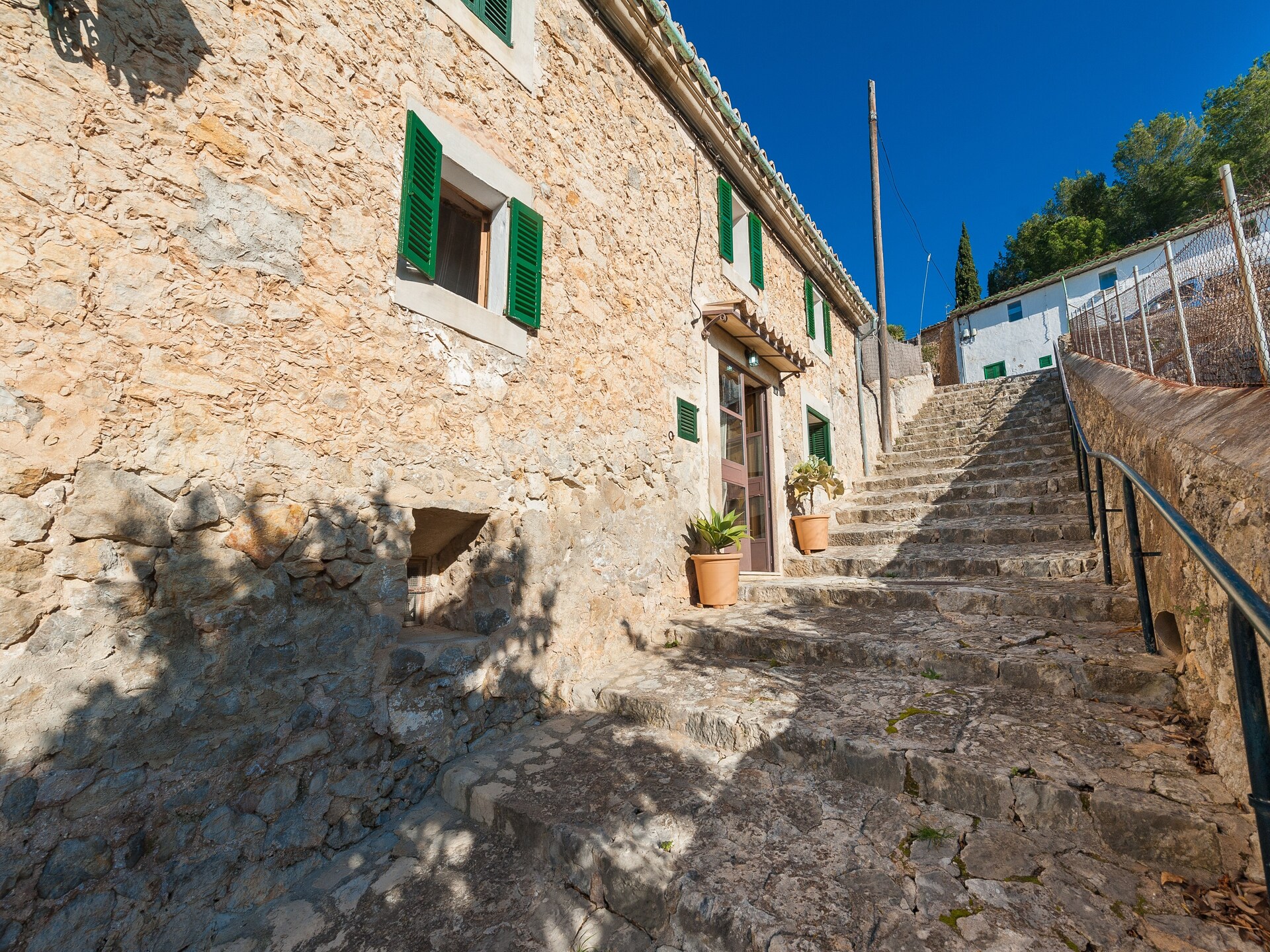 Authentieke stenen tent voor 8 personen aan de voet van de Tramuntana - foto 11