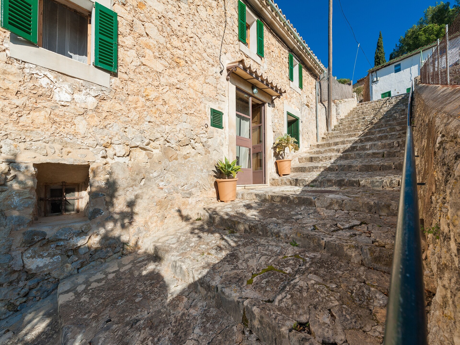 Authentieke stenen tent voor 8 personen aan de voet van de Tramuntana - foto 6