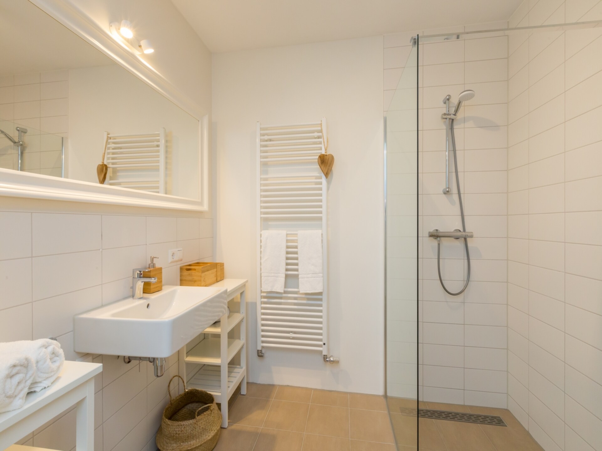 Luxe 5-persoonsappartement op 200m van het Zeeuwse strand - foto 21