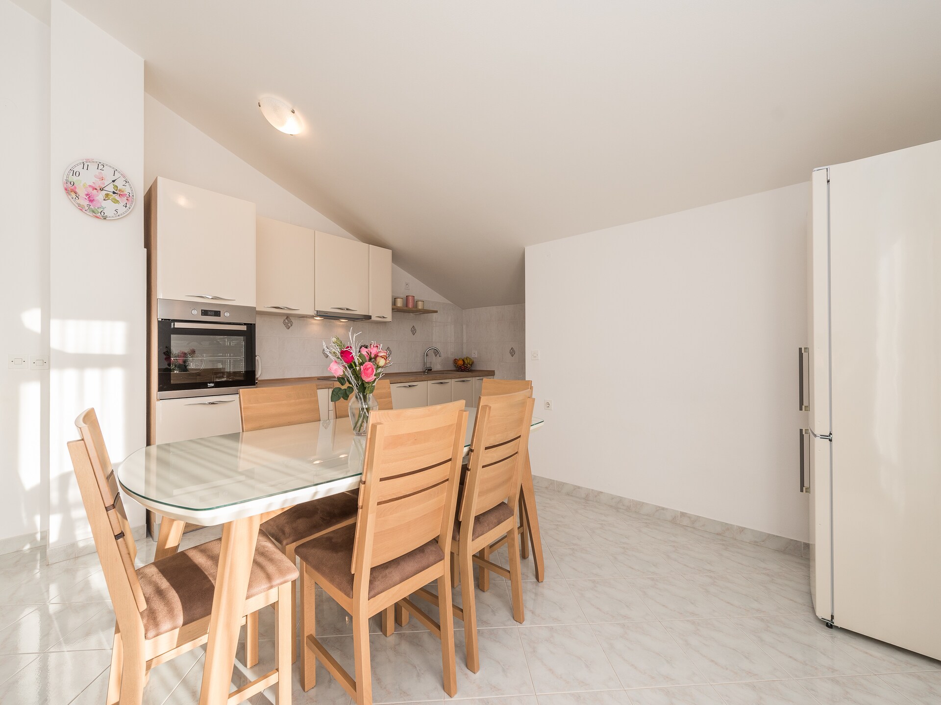 Ruim familieappartement in Vrsi-Mulo, 700m van zee met tuin en BBQ - foto 18
