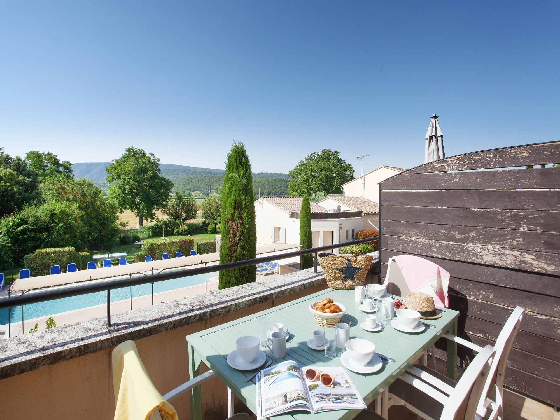 Ruim appartement voor 7 in Bonnieux met zwembad en uitzicht op de Luberon - foto 5