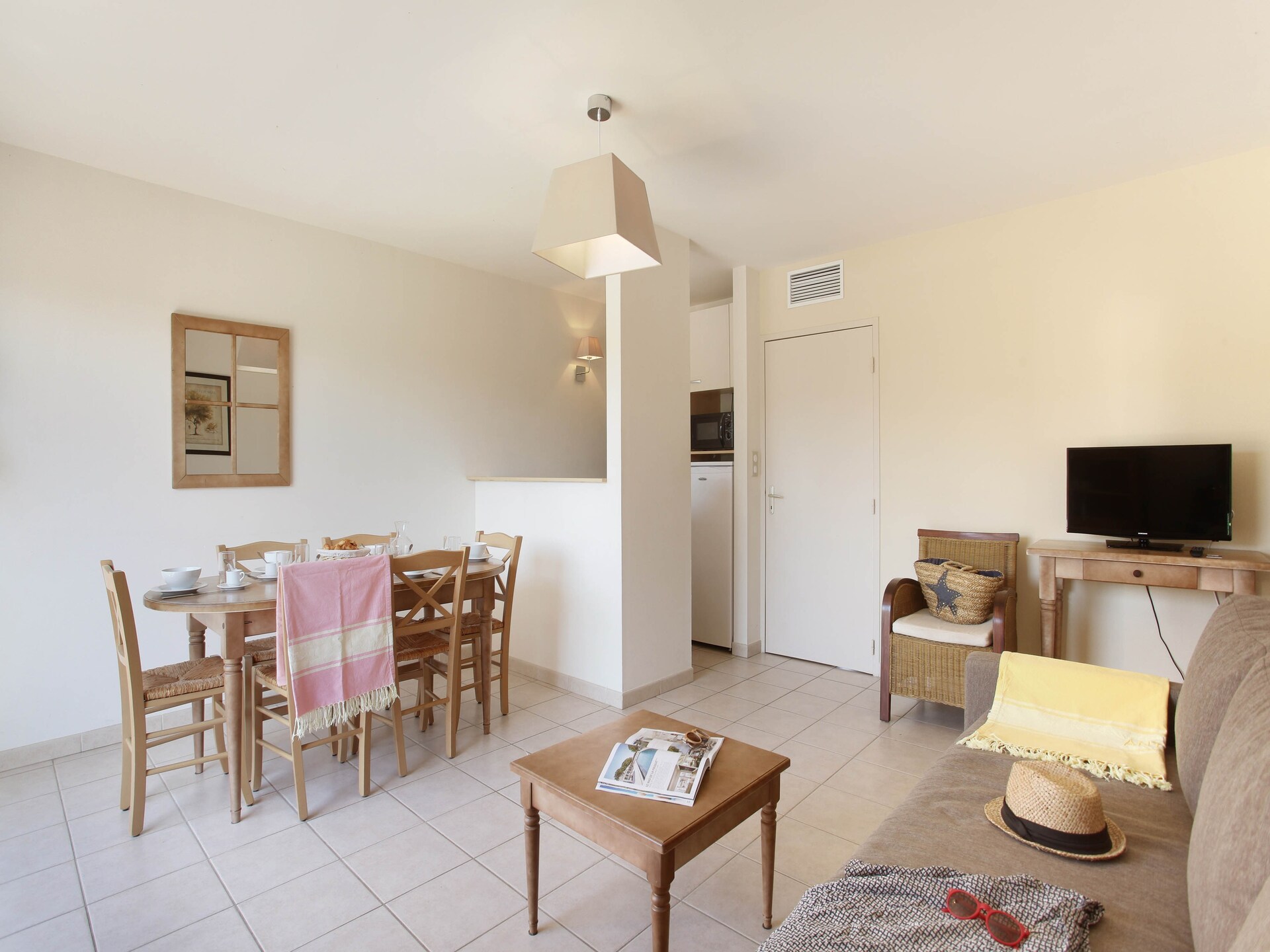 Ruim appartement voor 7 in Bonnieux met zwembad en uitzicht op de Luberon - foto 9