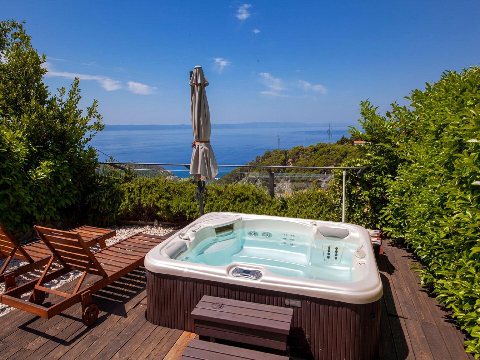 Stijlvol vrijstaand huis met jacuzzi, dakterras en zeezicht in Makarska - foto 25