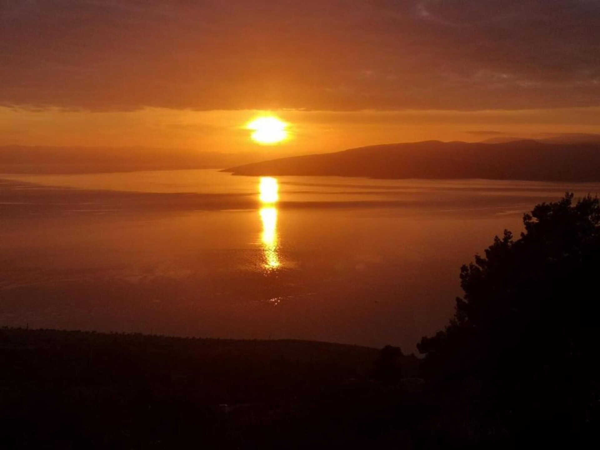 Stijlvol vrijstaand huis met jacuzzi, dakterras en zeezicht in Makarska - foto 32