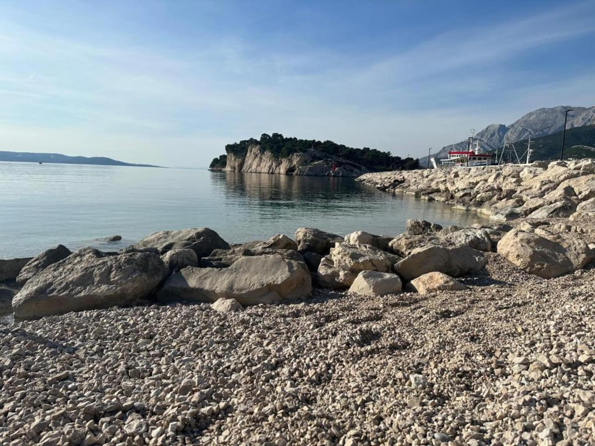 Stijlvol vrijstaand huis met jacuzzi, dakterras en zeezicht in Makarska - foto 36