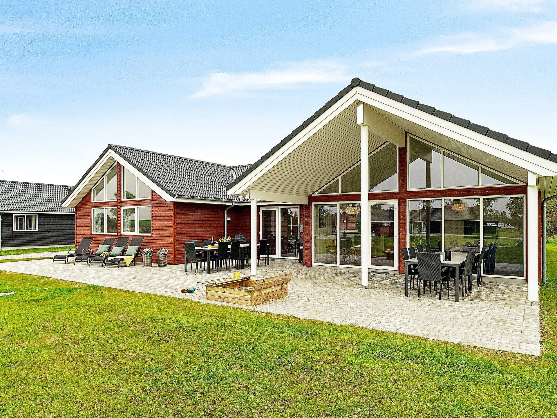 Luxe vakantiehuis met zwembad, sauna en whirlpool nabij Grenå Strand, 18 pers. - foto 39