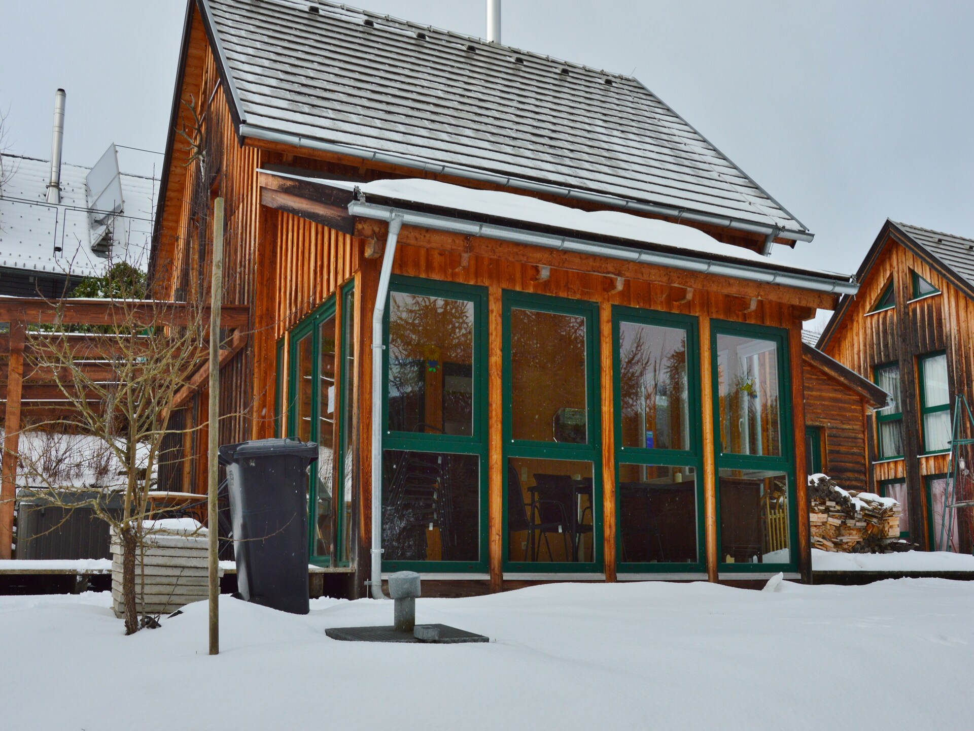 Ruim vrijstaand chalet voor 9 aan de voet van Kreischberg, 100m tot skilift - foto 18