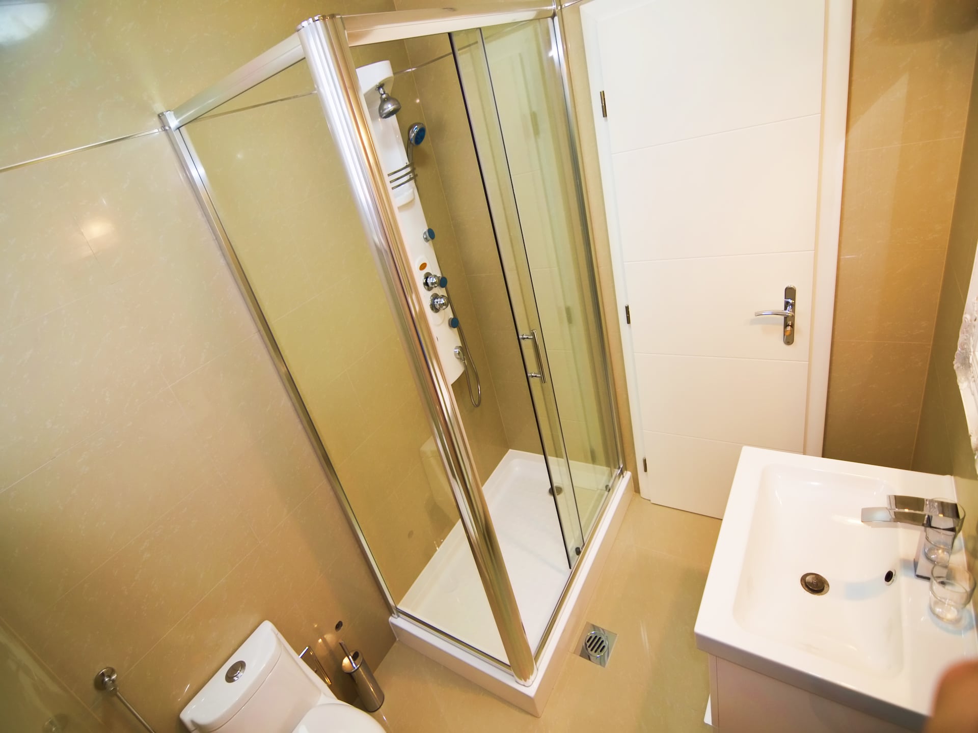 Modern appartement met zwembad en zeezicht op Murter - foto 14
