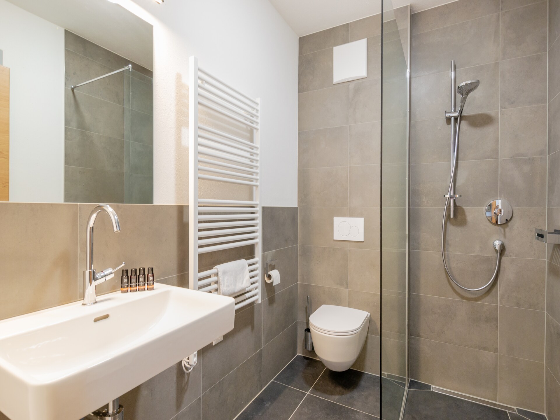 Centraal gelegen luxe chalet in Krimml voor 10 personen - foto 21