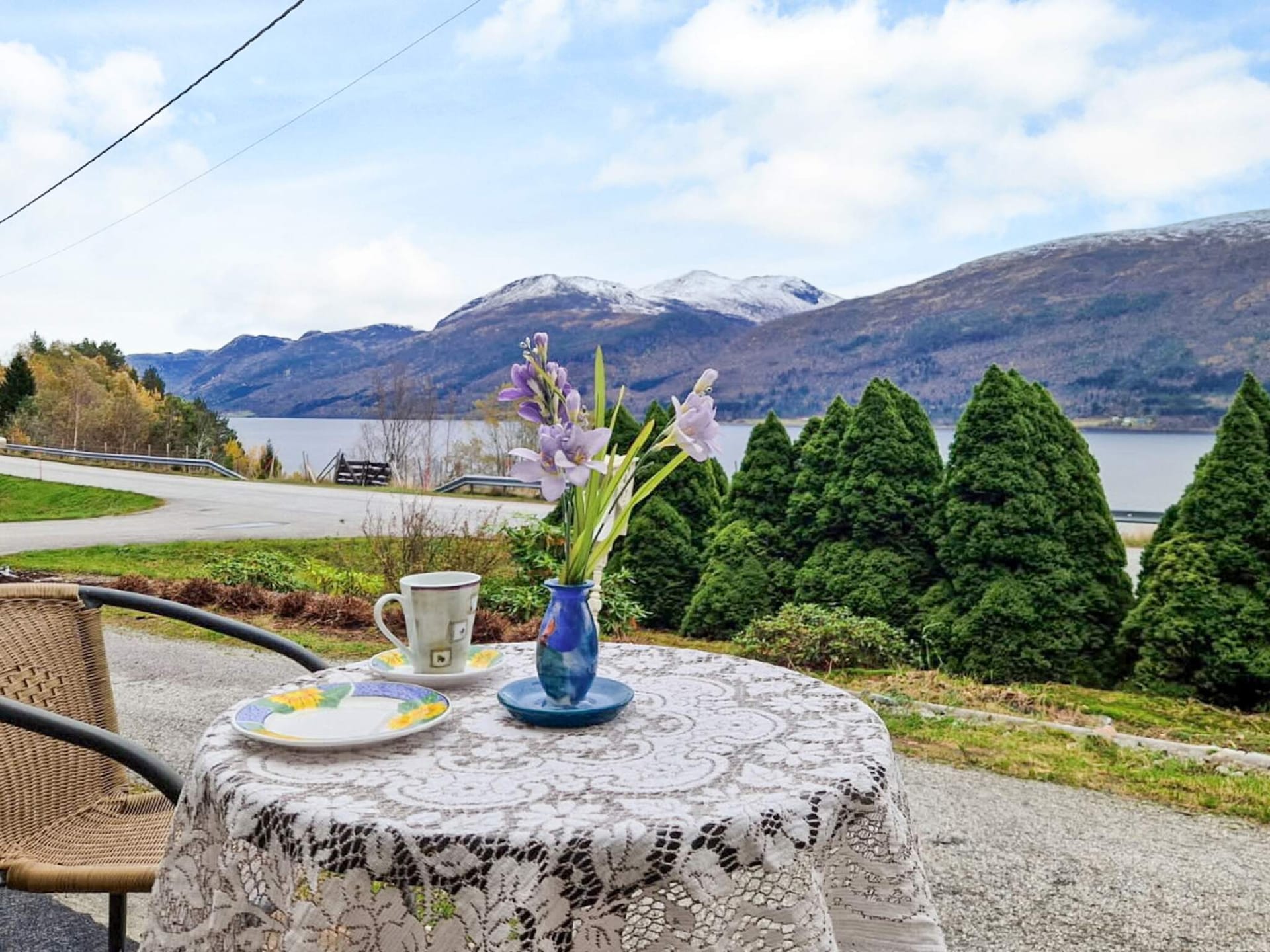 Ruim vakantiehuis in Eidsvåg met uitzicht op de fjord - foto 7