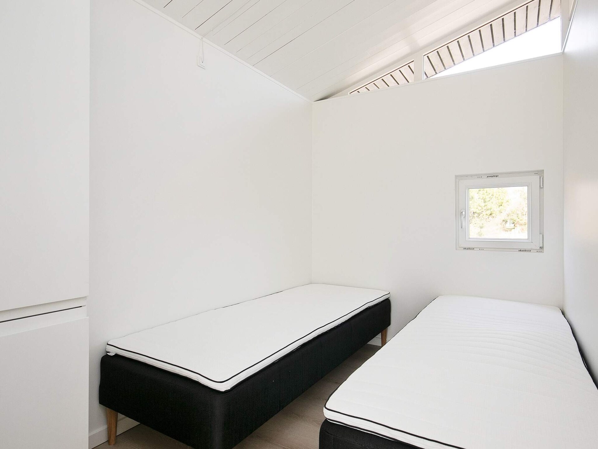 Vrijstaand vakantiehuis met whirlpool, sauna en houten badkuip op 800m van zee - foto 37