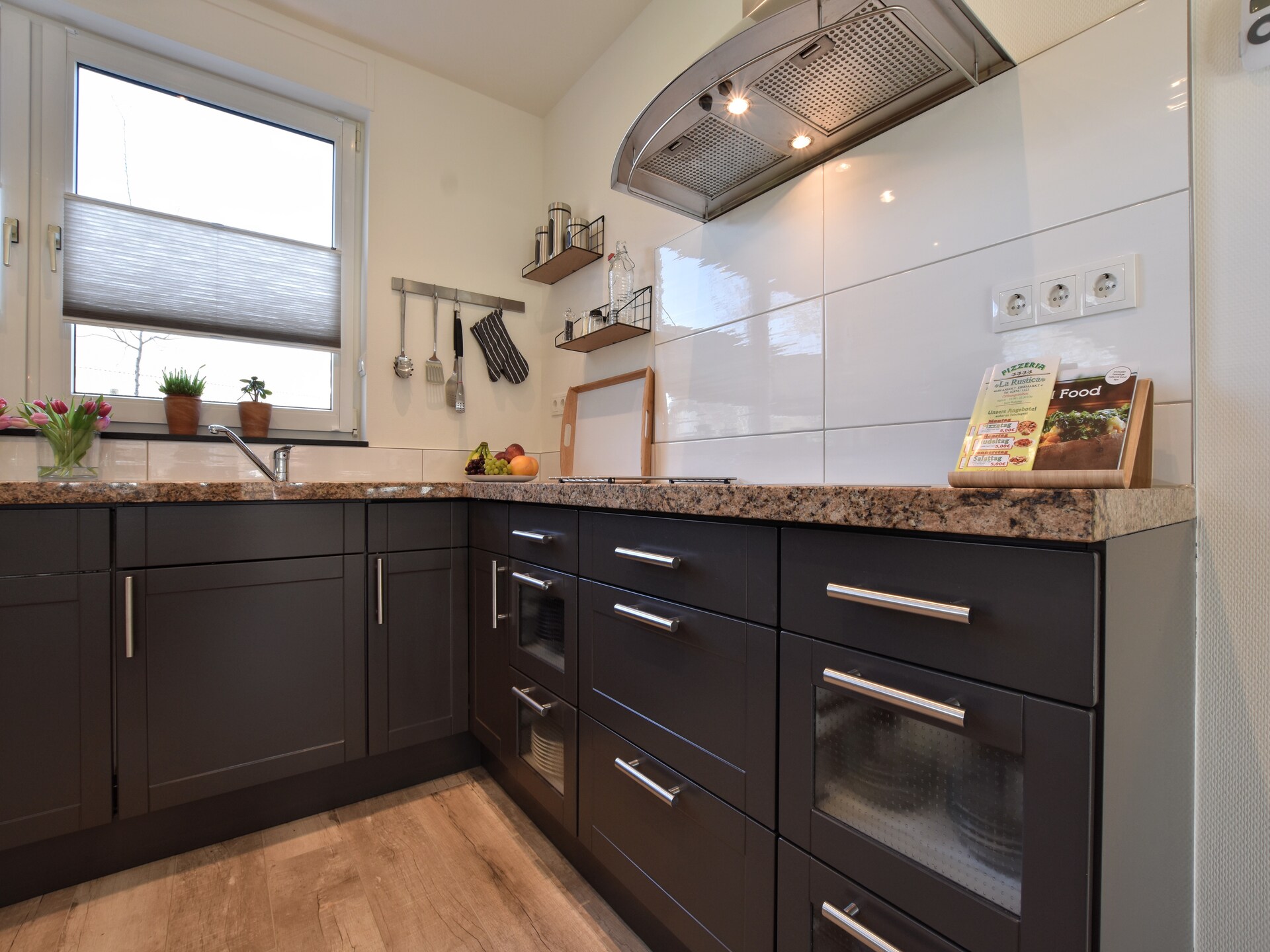 Villa Grenszicht: luxe villa met hottub, sauna en ruime tuin in Gelderland - foto 16
