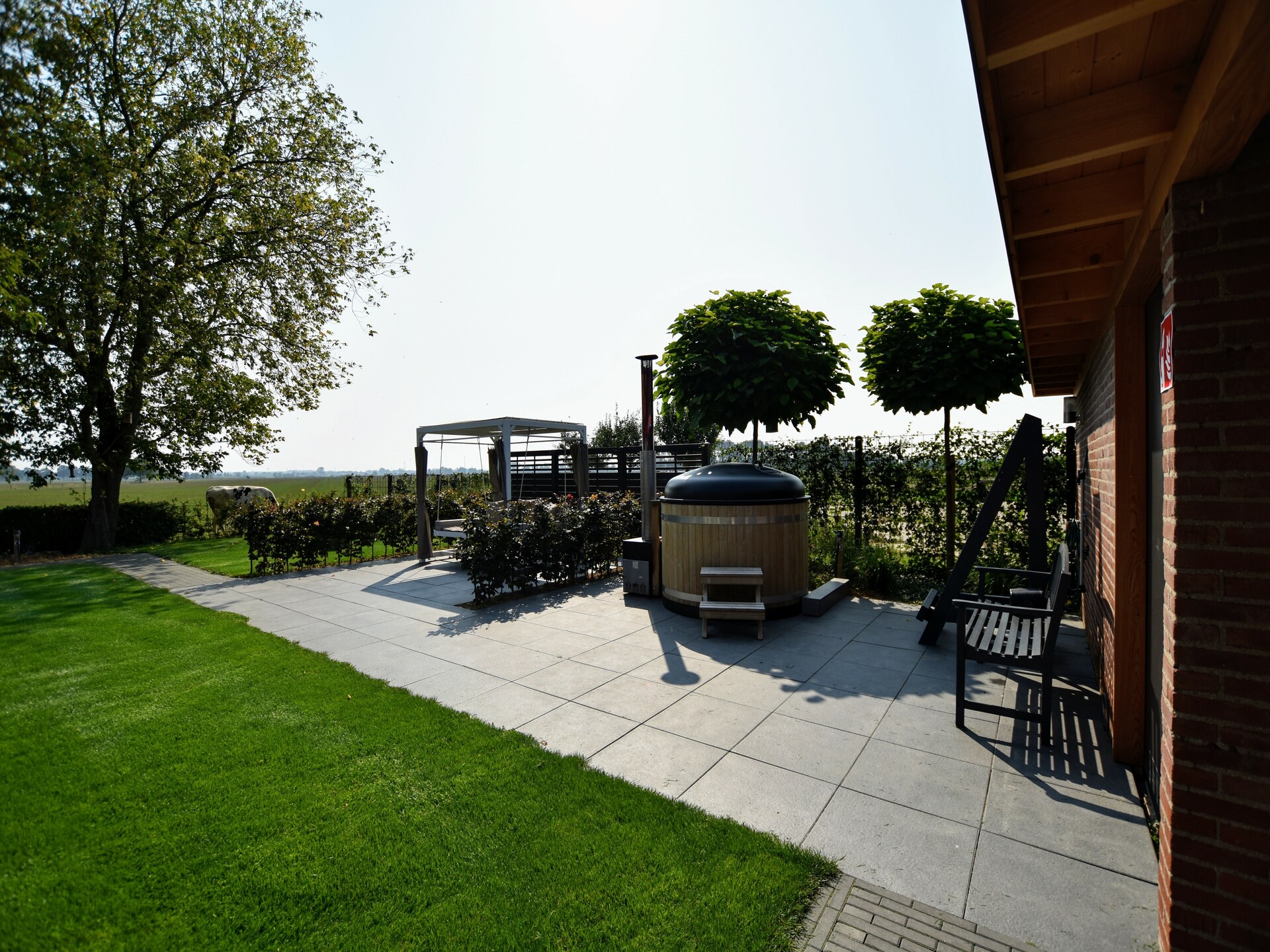 Villa Grenszicht: luxe villa met hottub, sauna en ruime tuin in Gelderland - foto 36