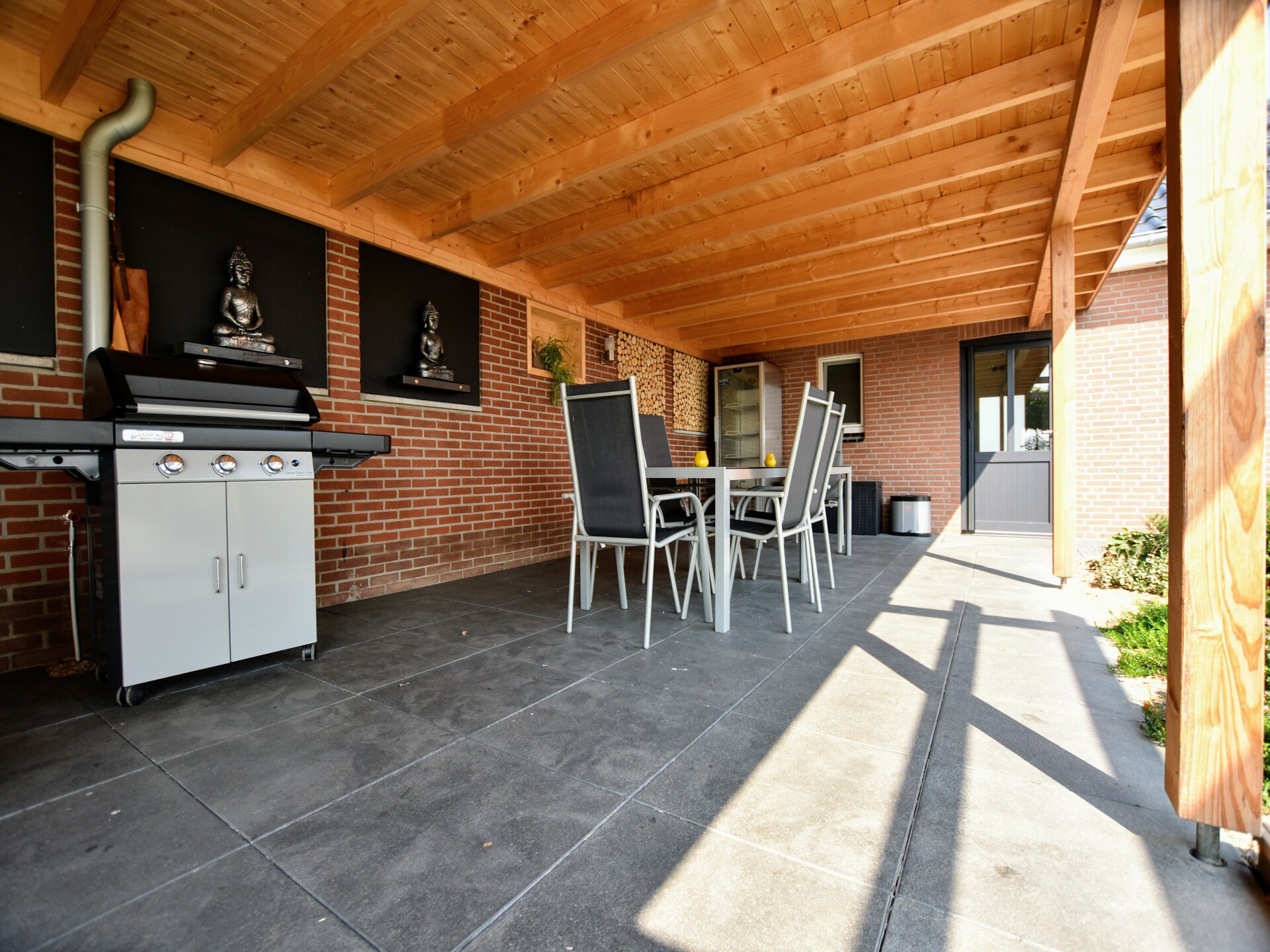 Villa Grenszicht: luxe villa met hottub, sauna en ruime tuin in Gelderland - foto 32