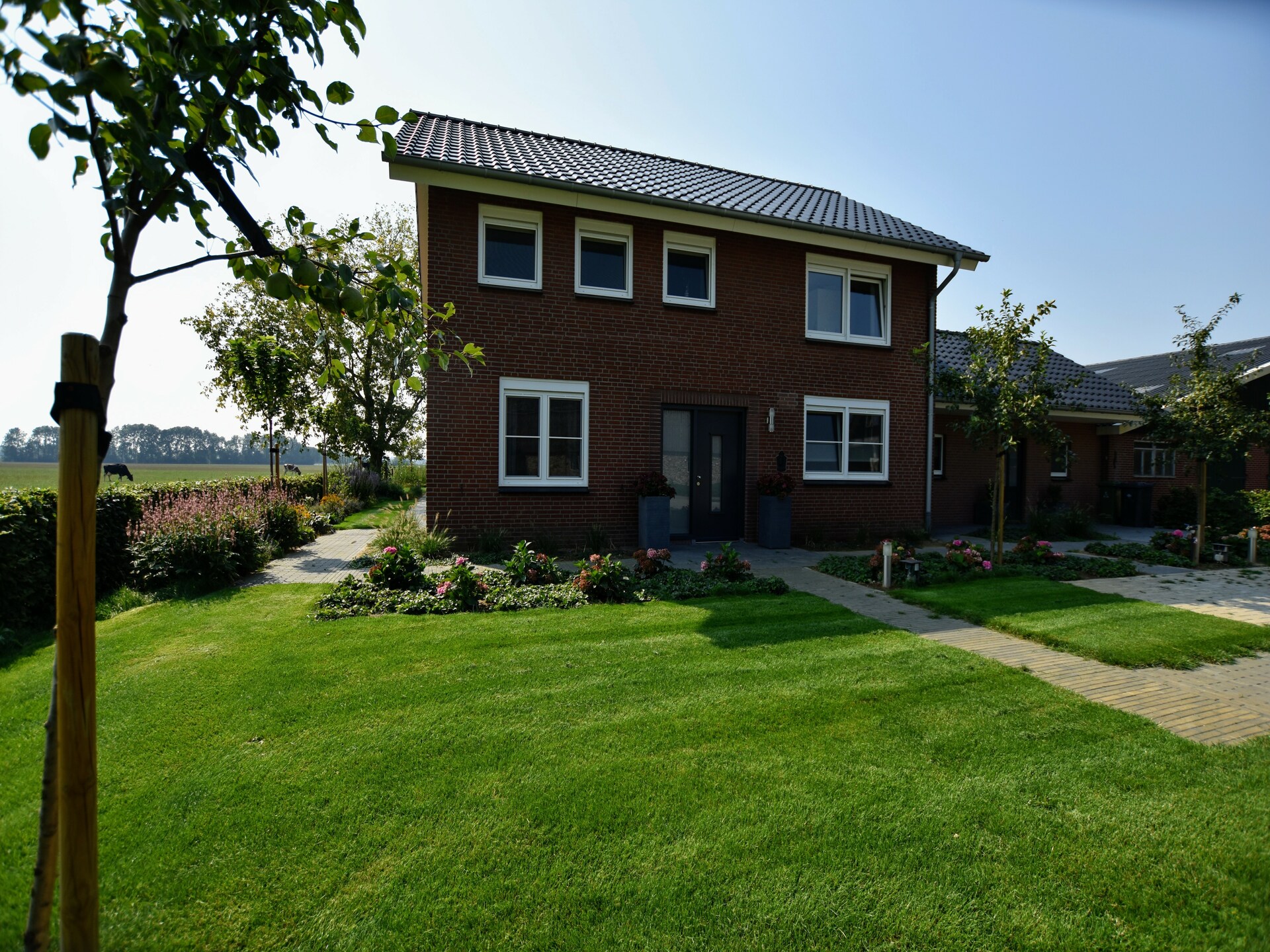 Villa Grenszicht: luxe villa met hottub, sauna en ruime tuin in Gelderland - foto 8
