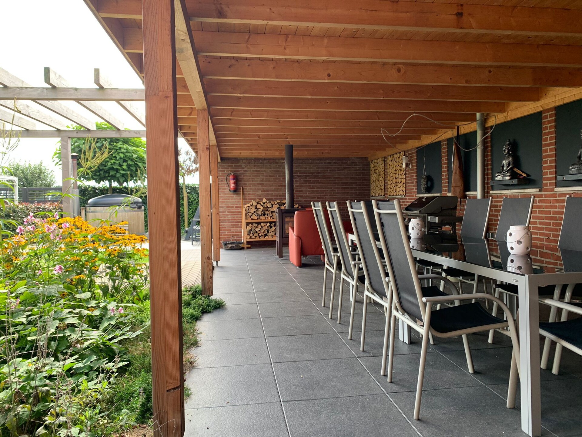Villa Grenszicht: luxe villa met hottub, sauna en ruime tuin in Gelderland - foto 30