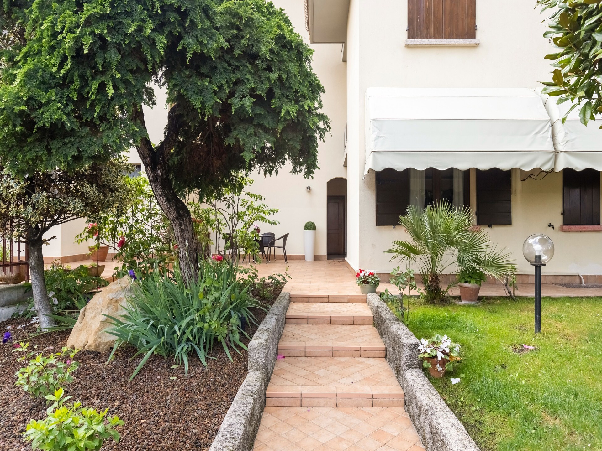 Knus huisdiervriendelijk huisje op 250m van het Gardameer in Sirmione - foto 10