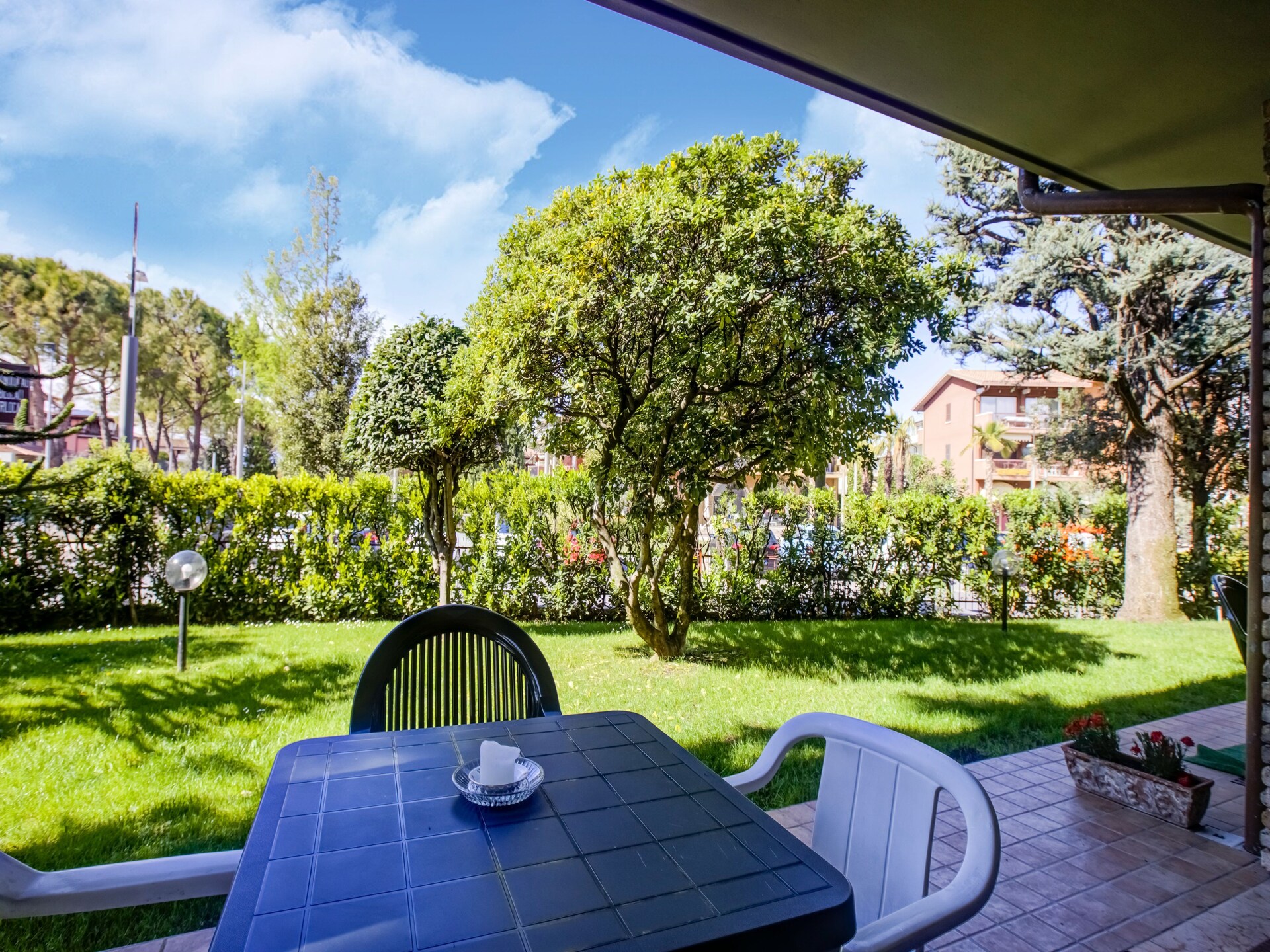 Knus huisdiervriendelijk huisje op 250m van het Gardameer in Sirmione - foto 24
