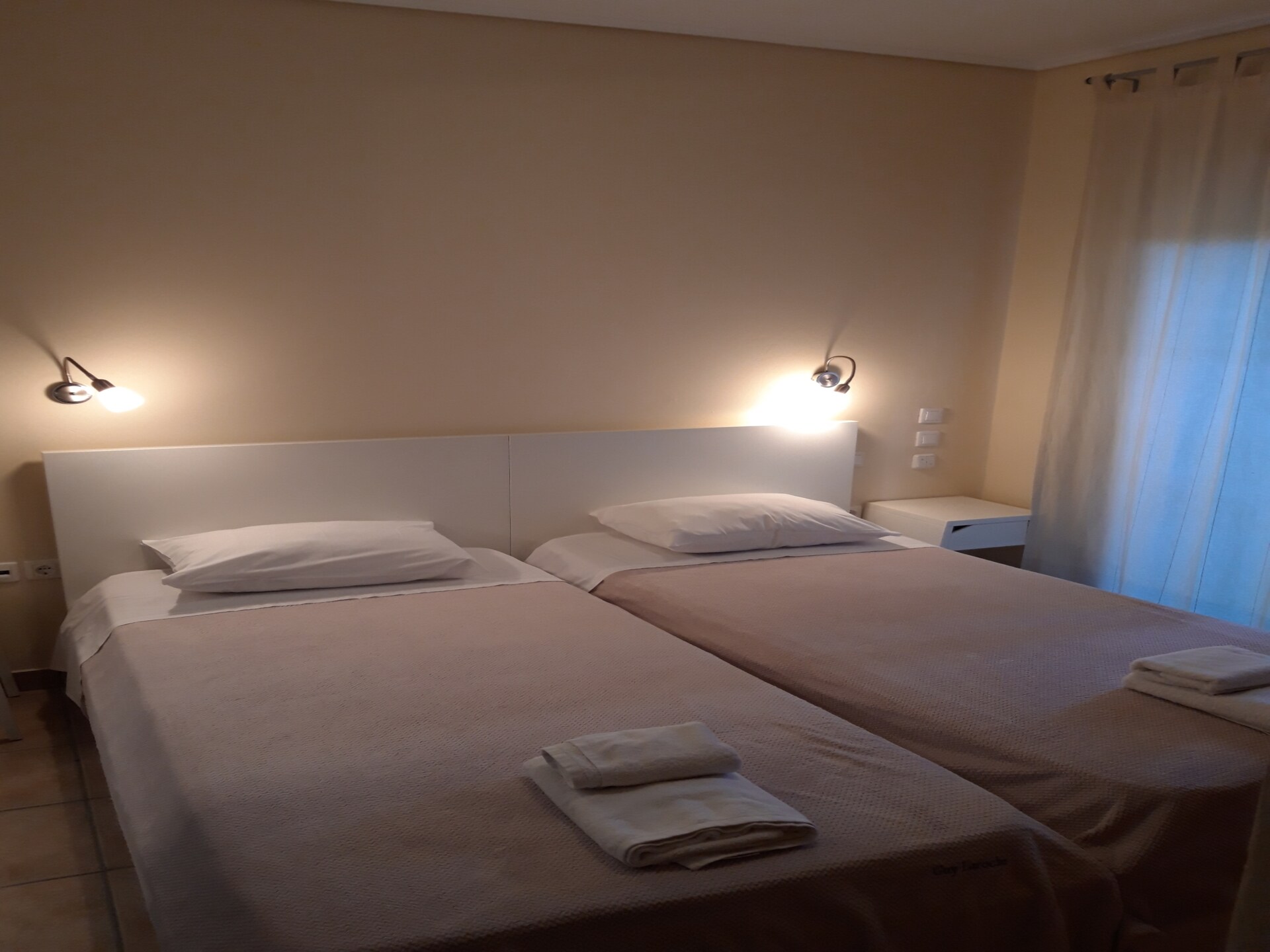 Bohemia Beach House: Direct aan zee op Corfu met gedeeld zwembad - foto 10