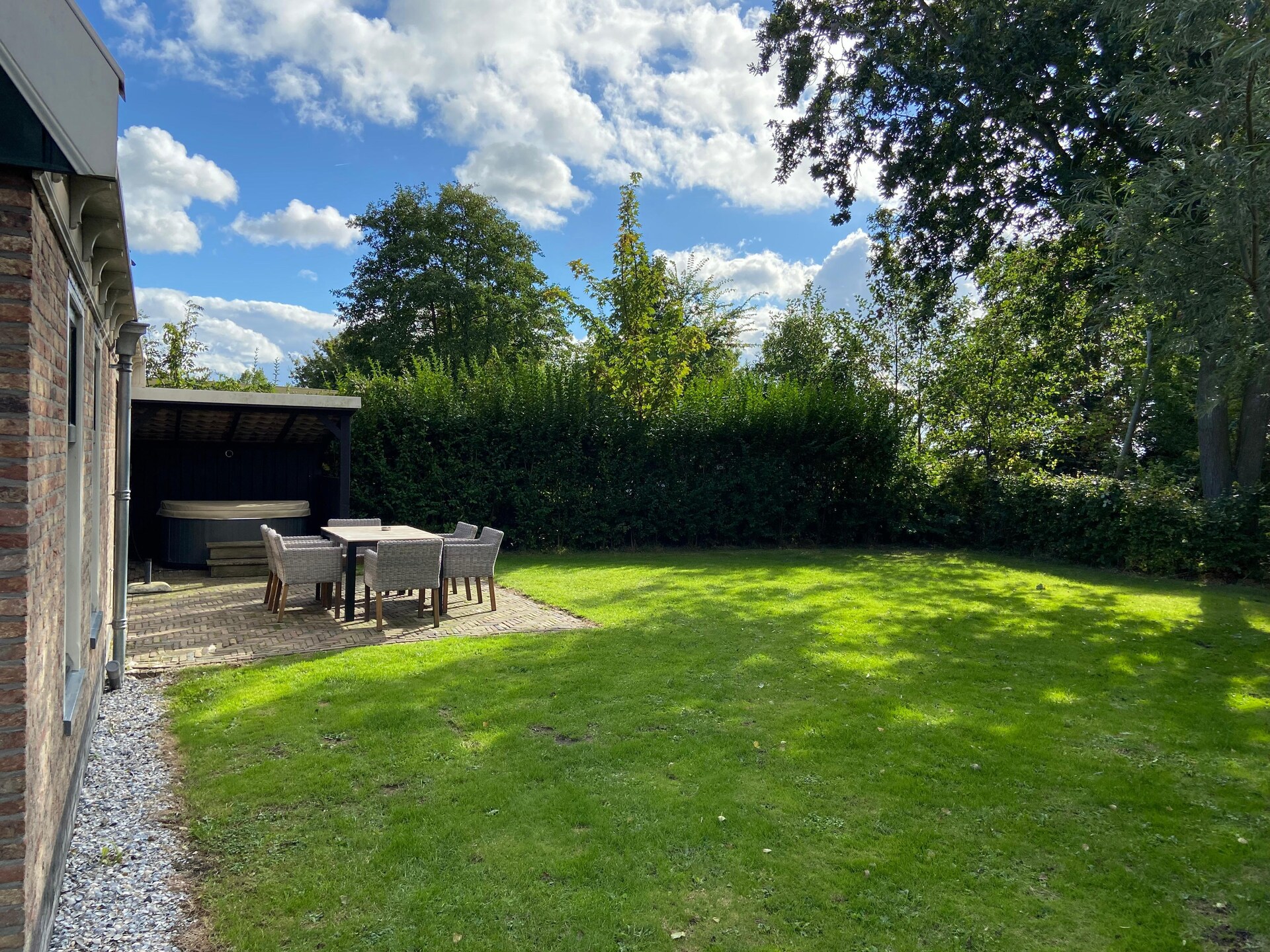 Luxe vrijstaande villa met jacuzzi op rustig vakantiepark in Noord-Holland - foto 10