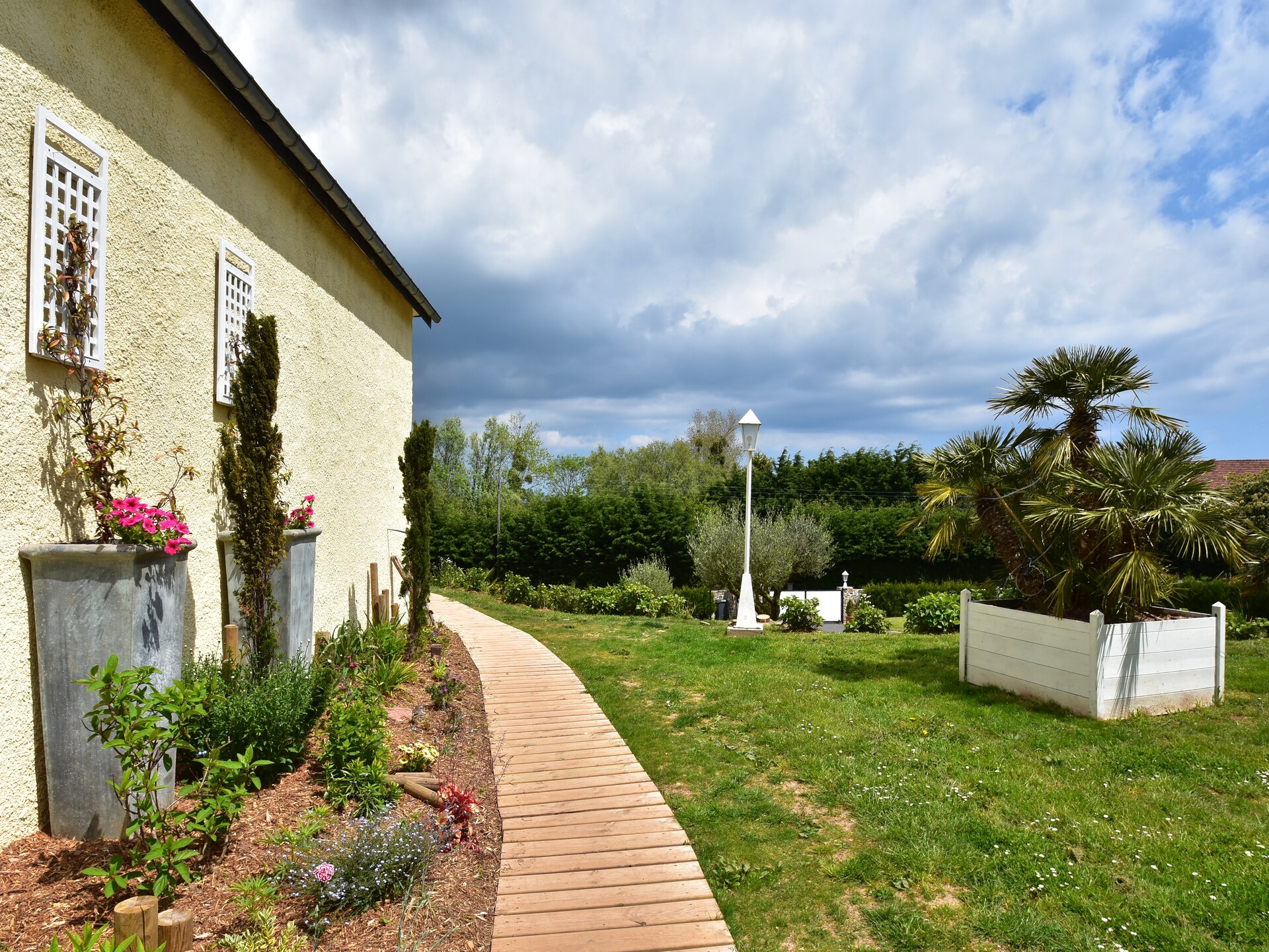 Modern vakantiehuis in Quinéville met panoramisch zeezicht, tuin & bbq - foto 11