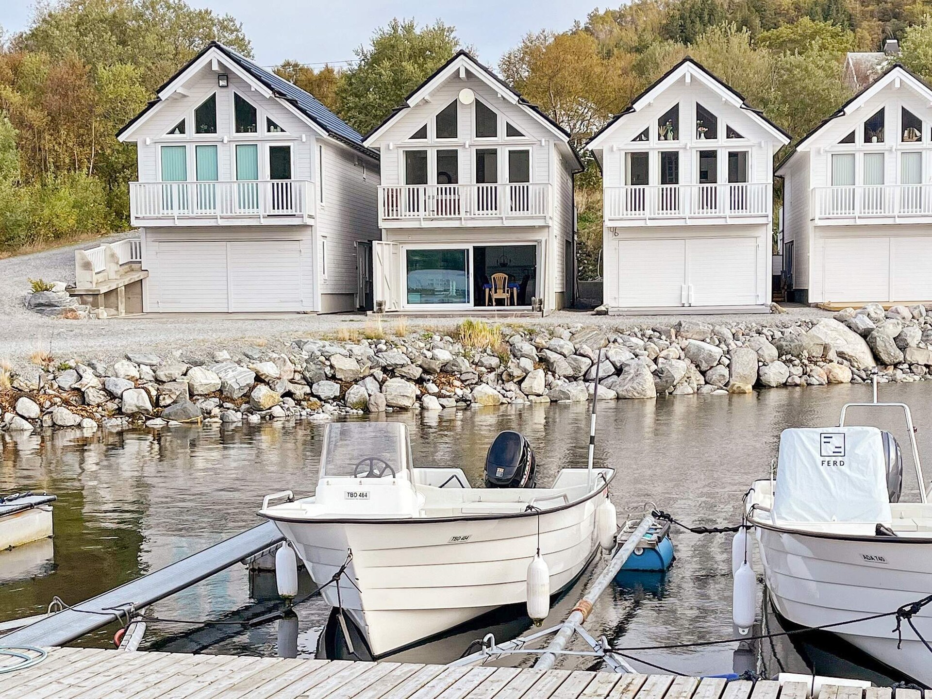 Authentiek Noors vakantiehuis in Rorbu-stijl met panoramisch uitzicht op zee - foto 1