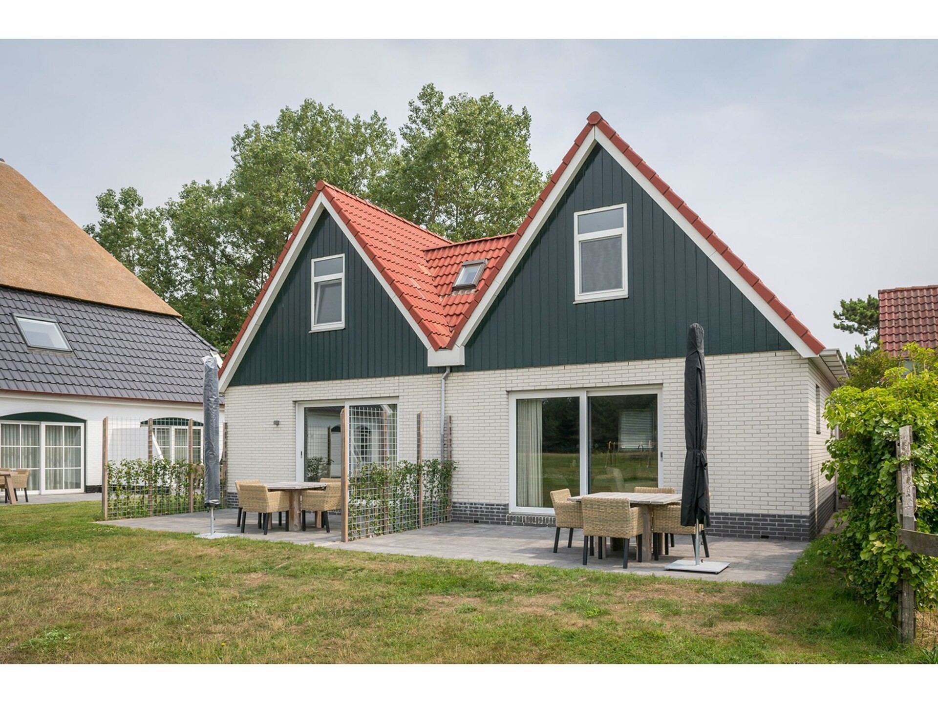Halfvrijstaande bungalow met terras aan het Krimbos op Texel - foto 19