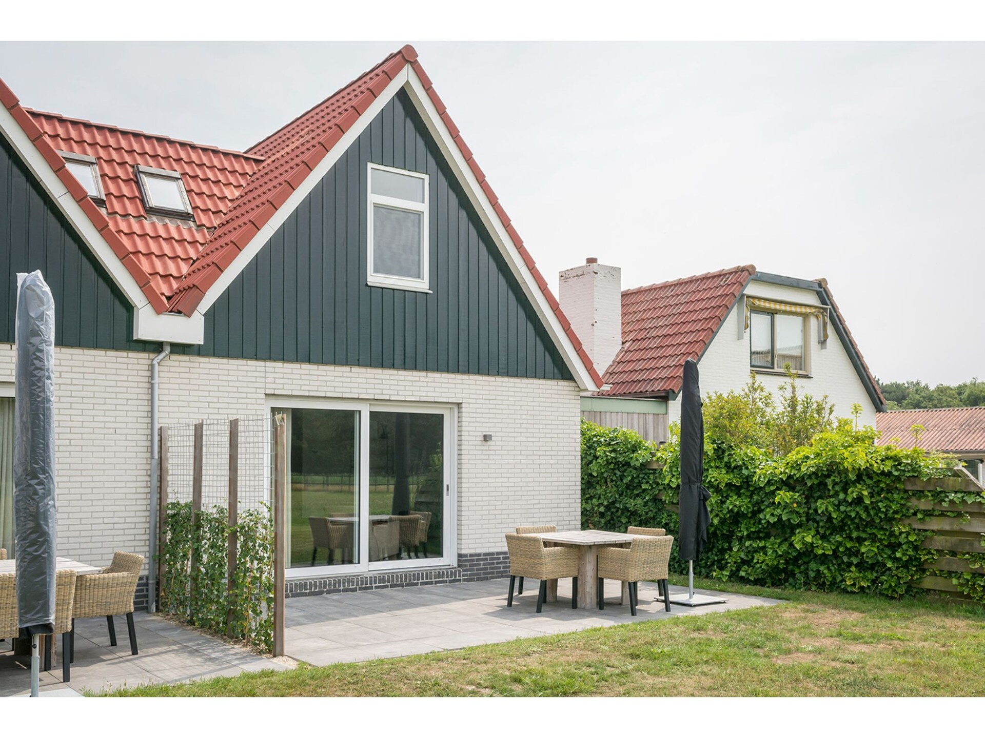 Halfvrijstaande bungalow met terras aan het Krimbos op Texel - foto 20