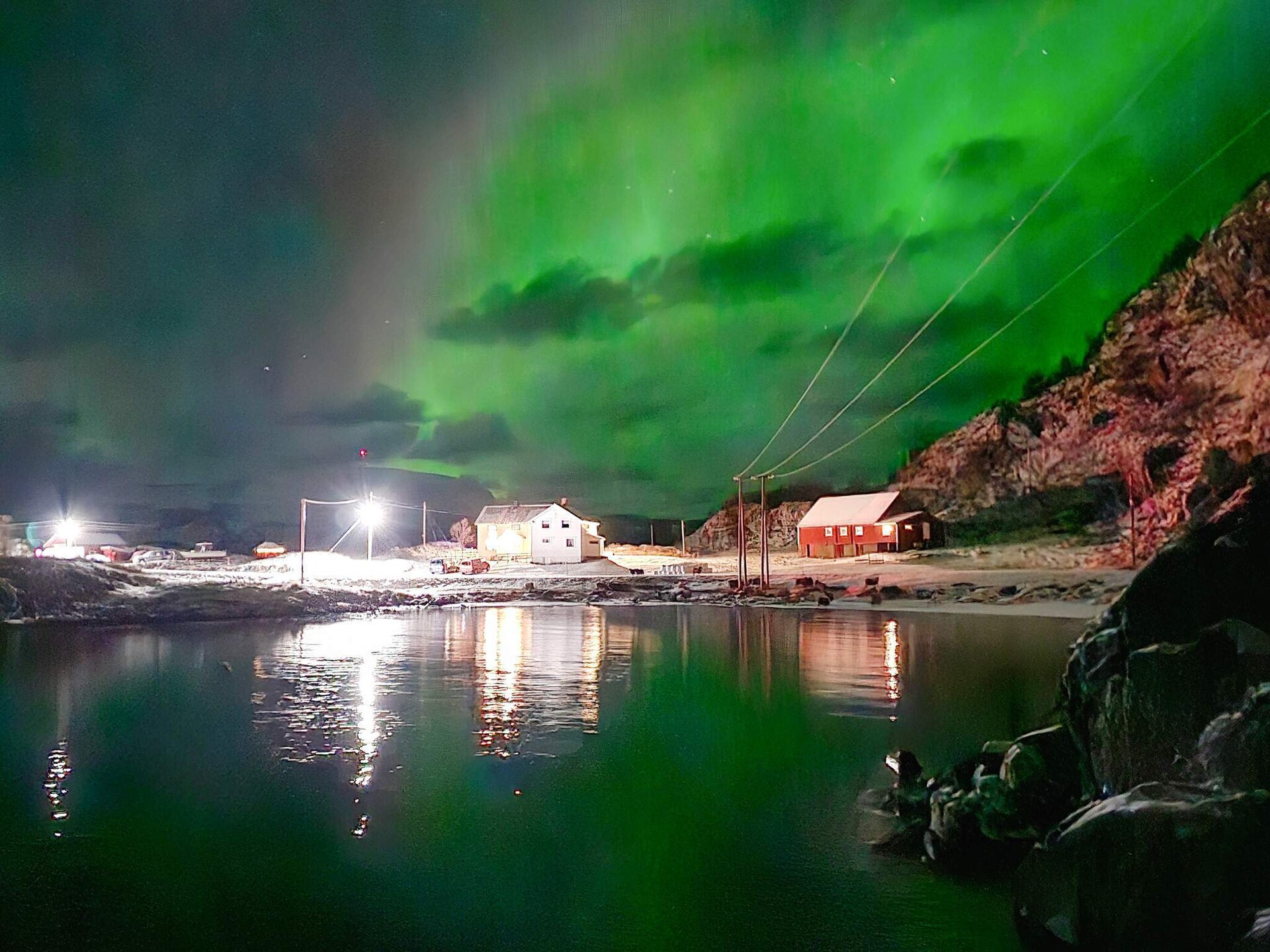 Authentieke vissershut aan zee op Rebbenesøya – Noorderlicht en wereldvisserij - foto 35