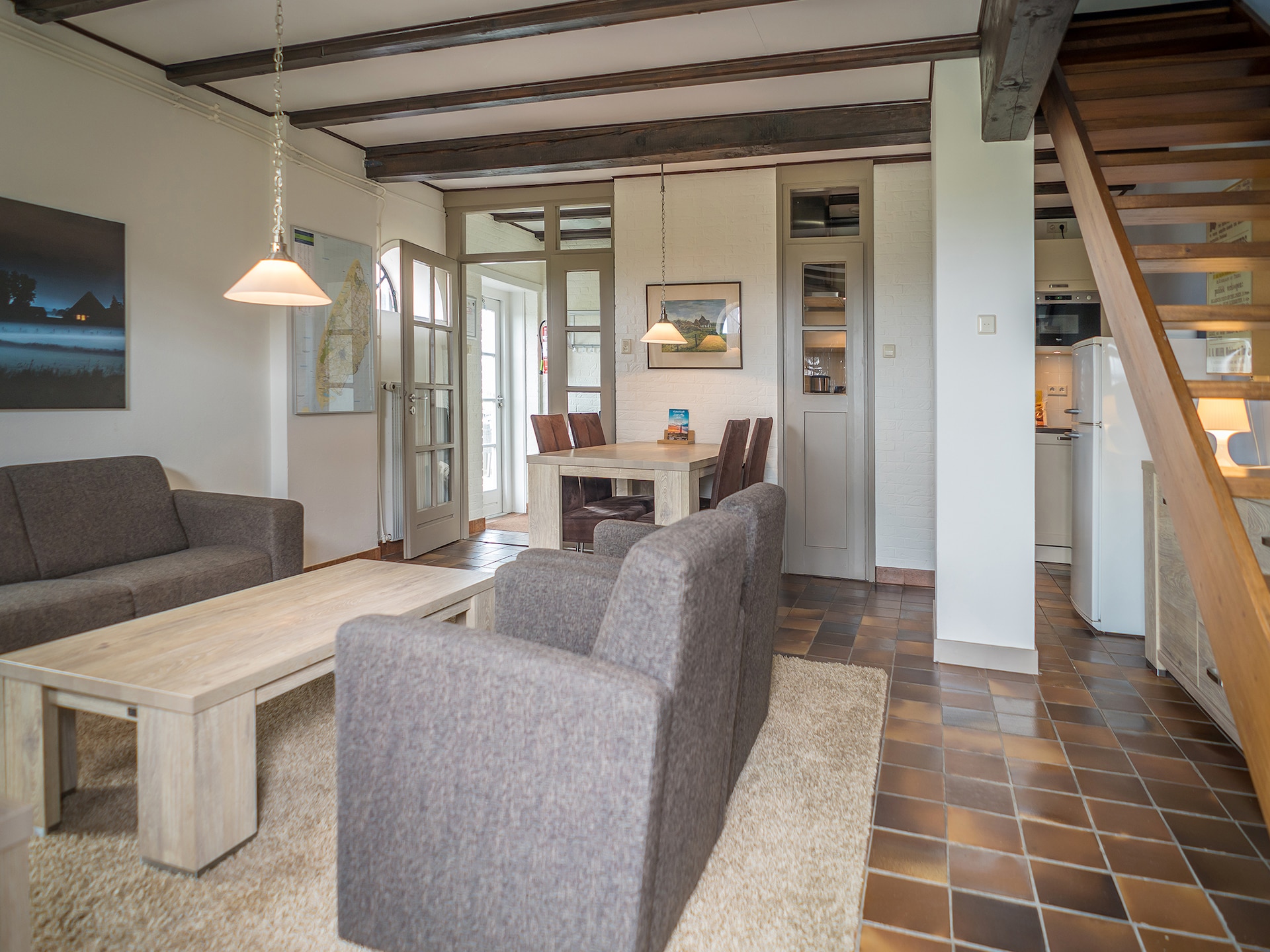Knus hoekappartement in historische stolpboerderij op Texel, nabij bos en golfbaan - foto 8
