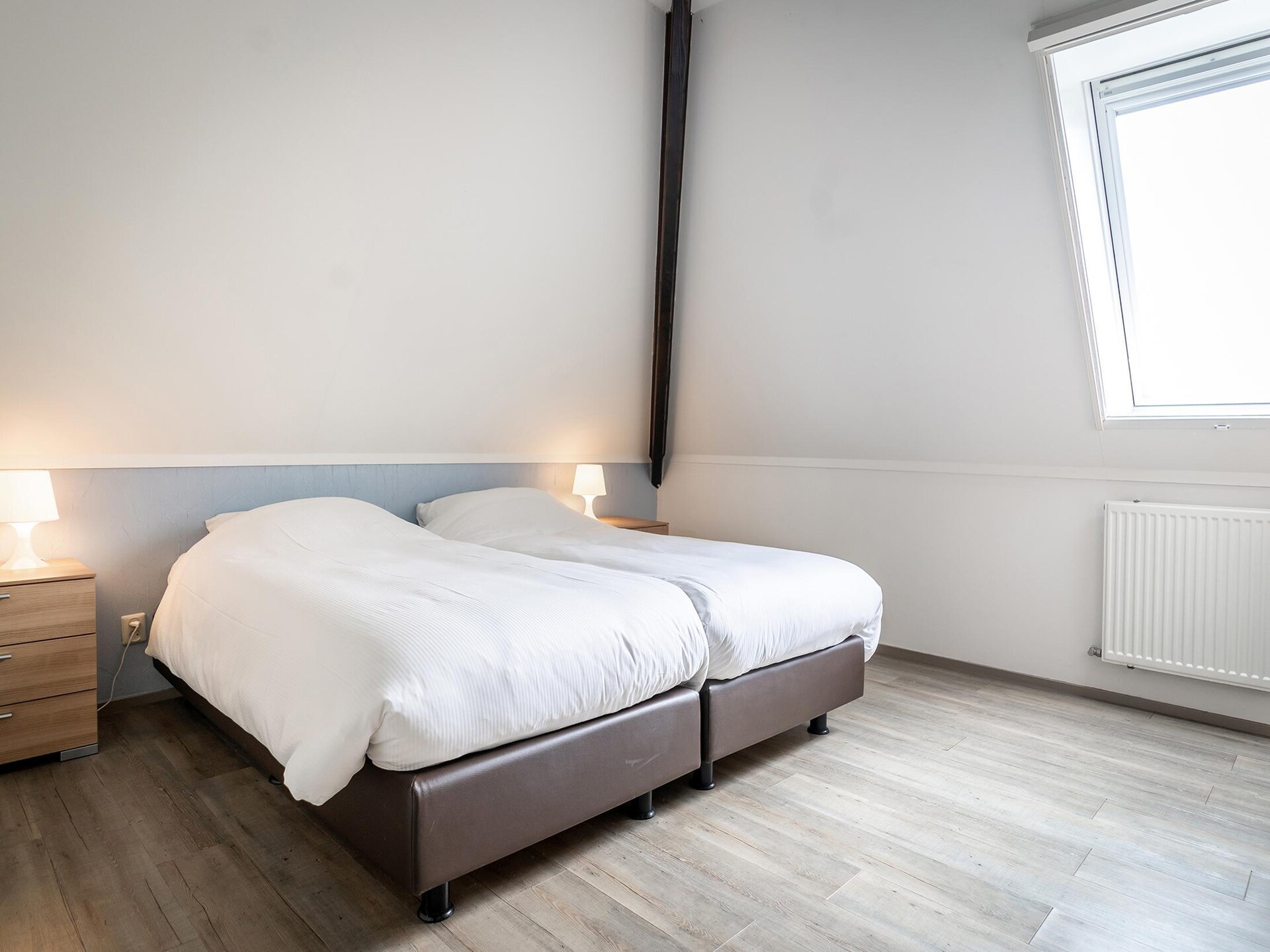 Knus hoekappartement in historische stolpboerderij op Texel, nabij bos en golfbaan - foto 3