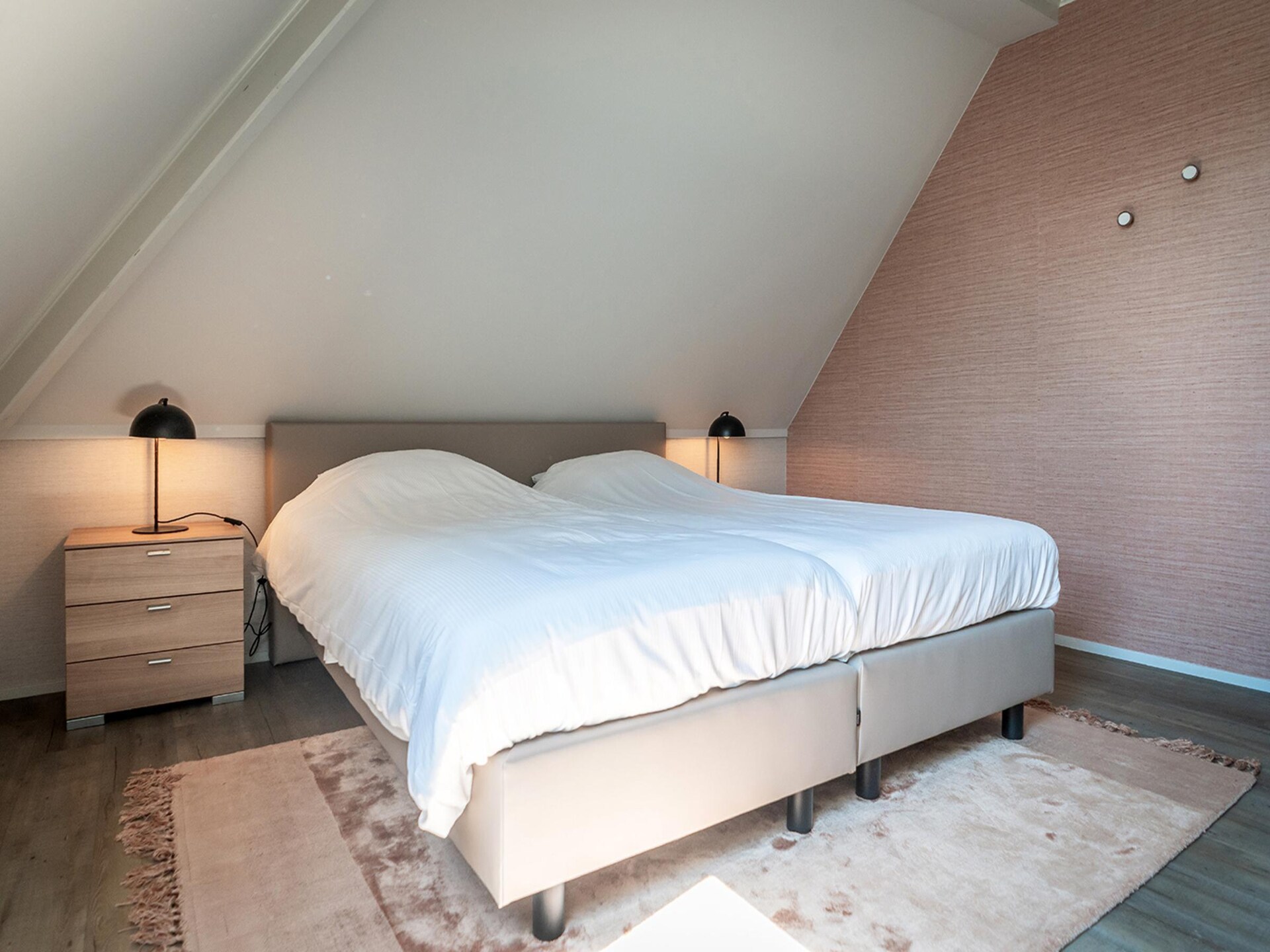 Knus hoekappartement in historische stolpboerderij op Texel, nabij bos en golfbaan - foto 37