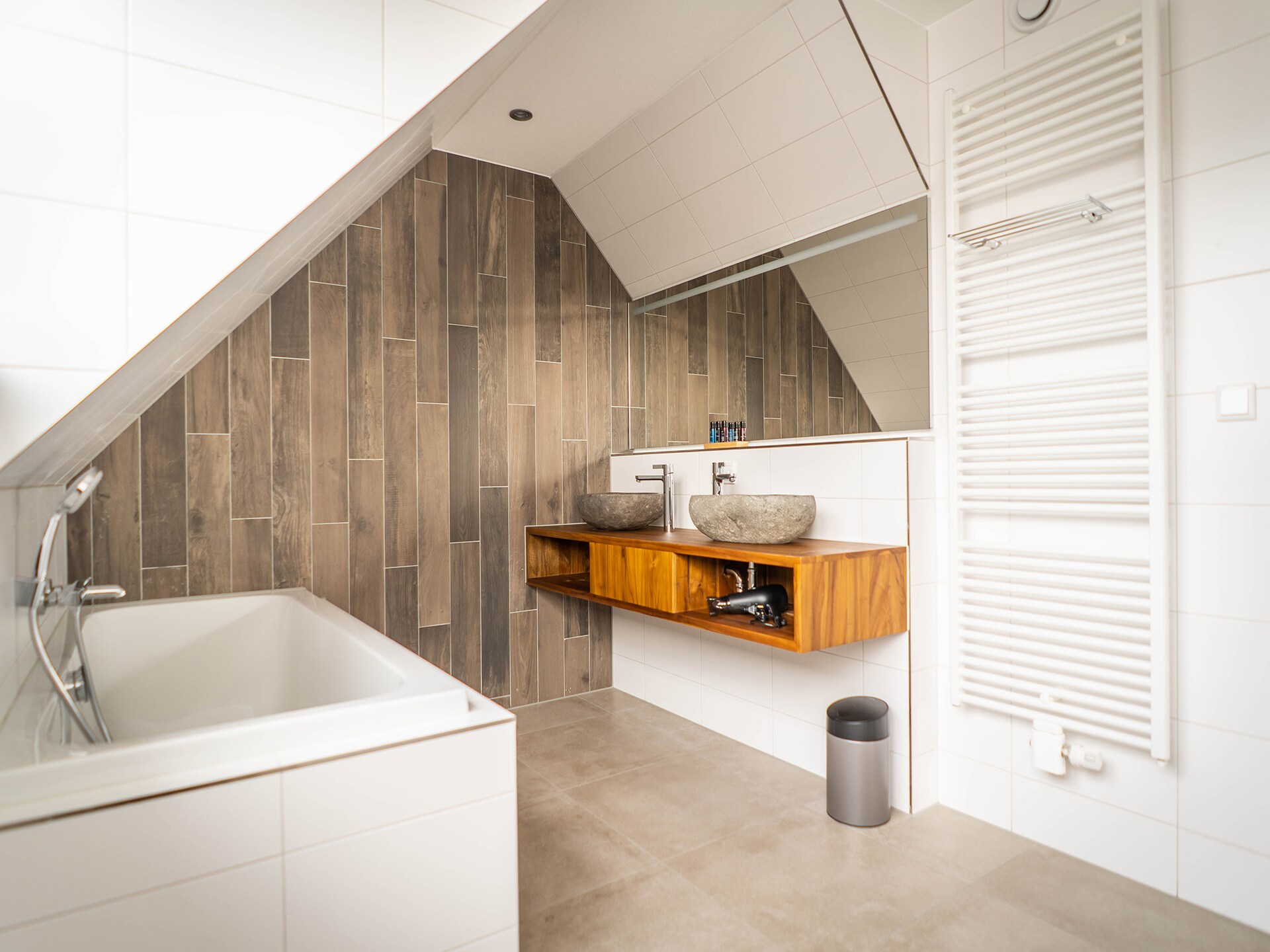 Vrijstaande bosbungalow bij golfbaan, 50m van centrum De Cocksdorp - foto 24