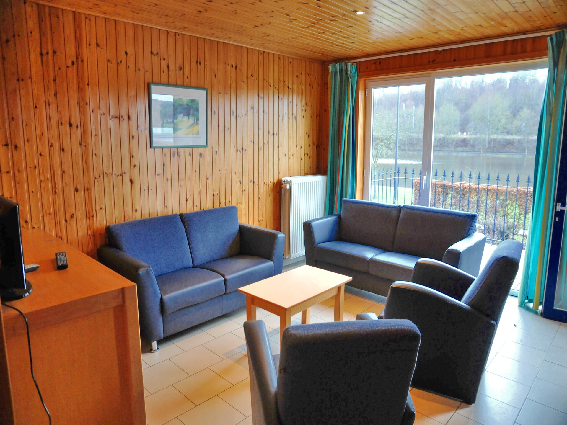 8-persoons vakantiehuis aan het meer in Vielsalm met privéterras - foto 6